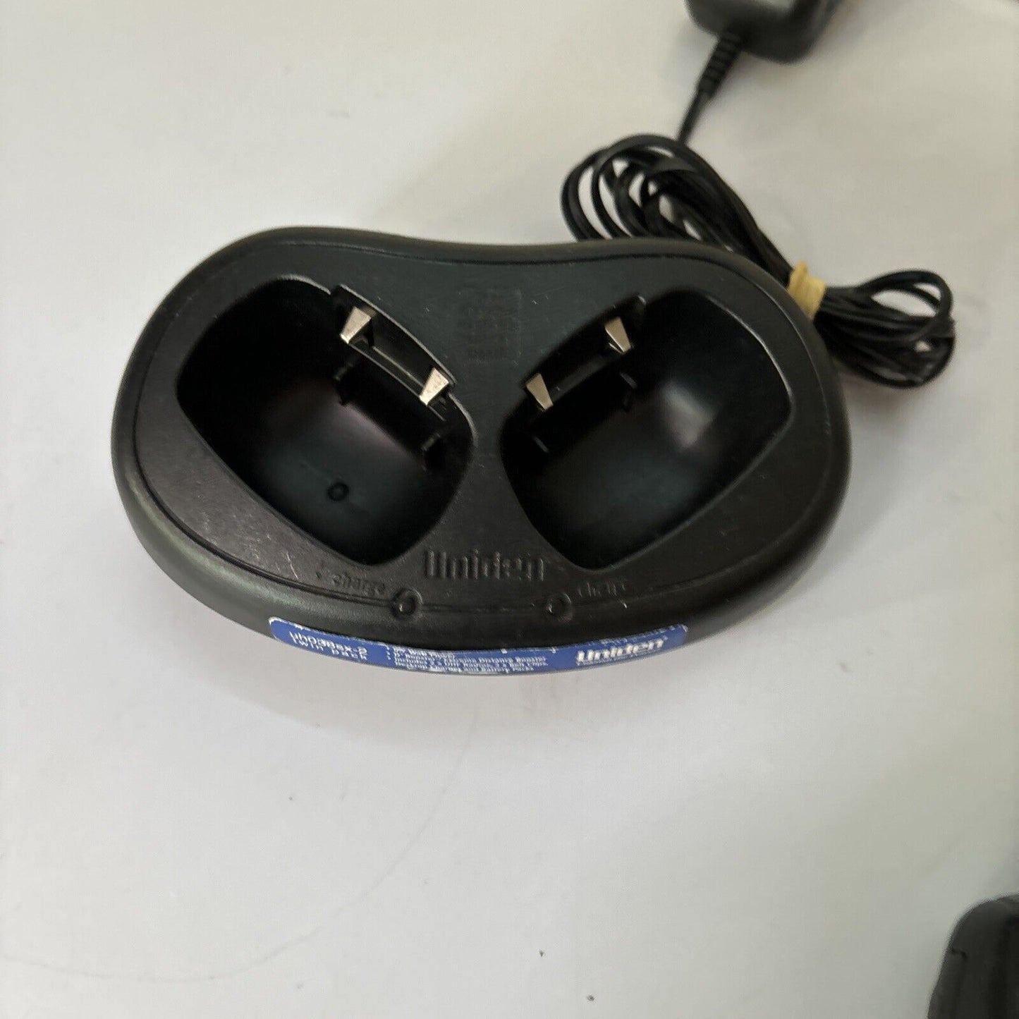 Uniden UH038SX-2 Handheld UHF Radio Twin Pack & Charger