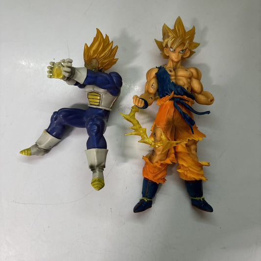 2x Dragon Ball Z Figures Super Saiyan Vegeta & Son Goku
