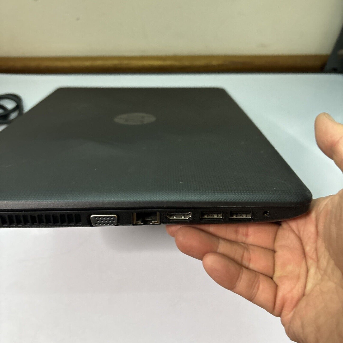 HP TPN-Q187 AMD E2-9000e 4gb RAM 1TB HDD 14" Screen