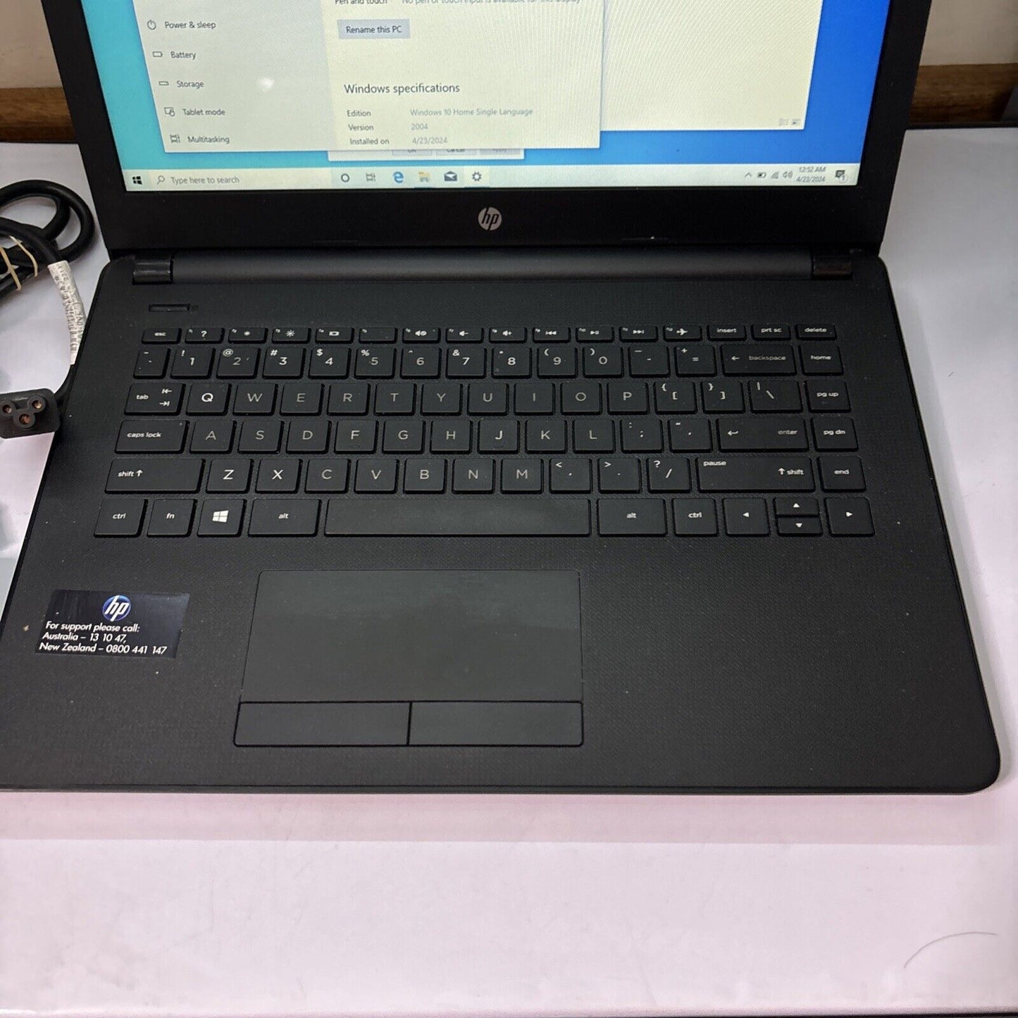 HP TPN-Q187 AMD E2-9000e 4gb RAM 1TB HDD 14" Screen