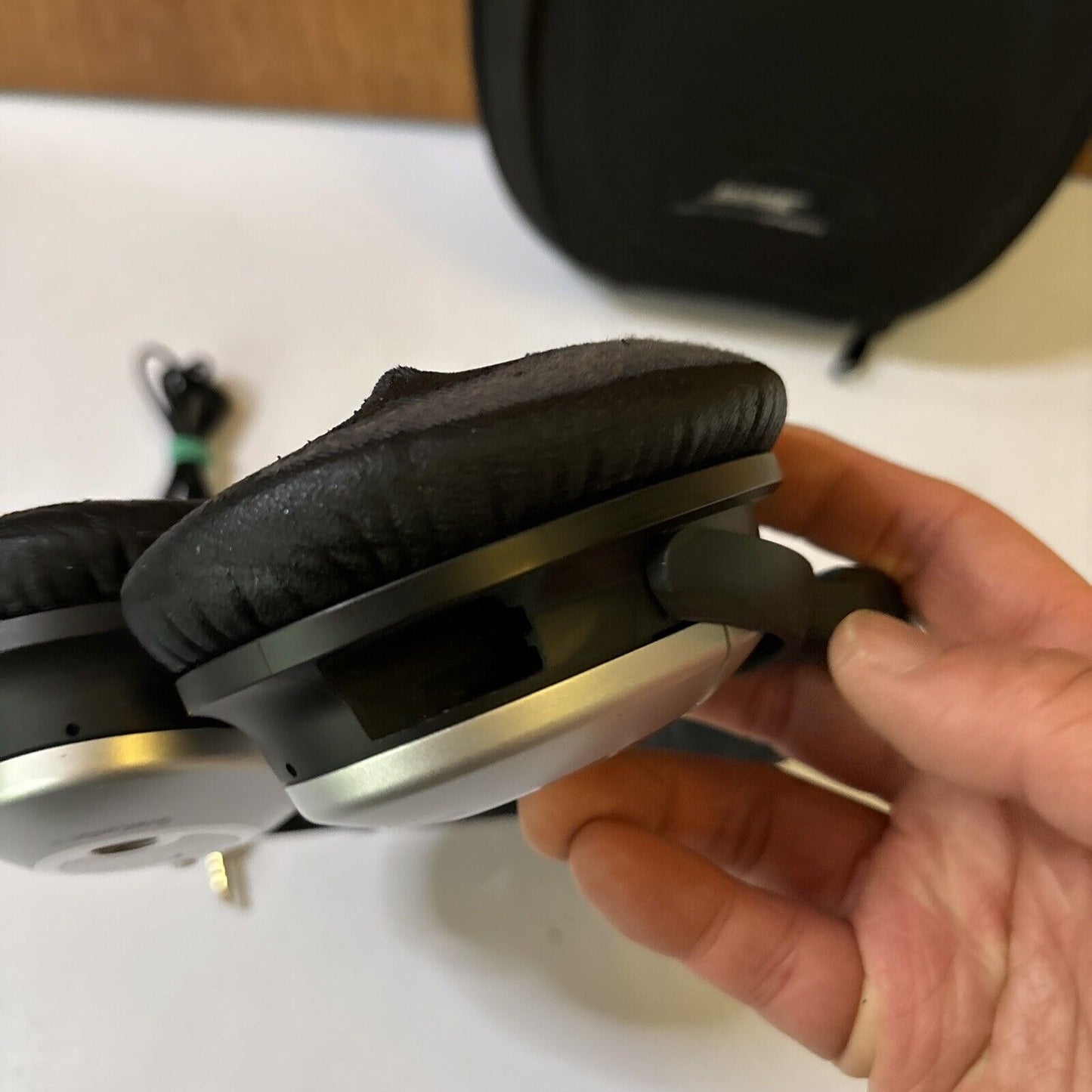 Bose QuietComfort 15 Acoustic Noise Cancelling Headphones