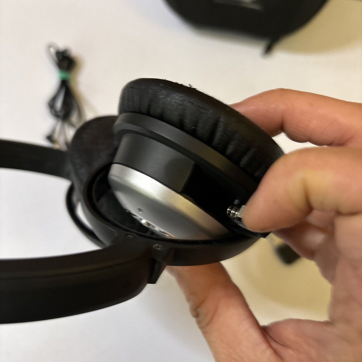 Bose QuietComfort 15 Acoustic Noise Cancelling Headphones