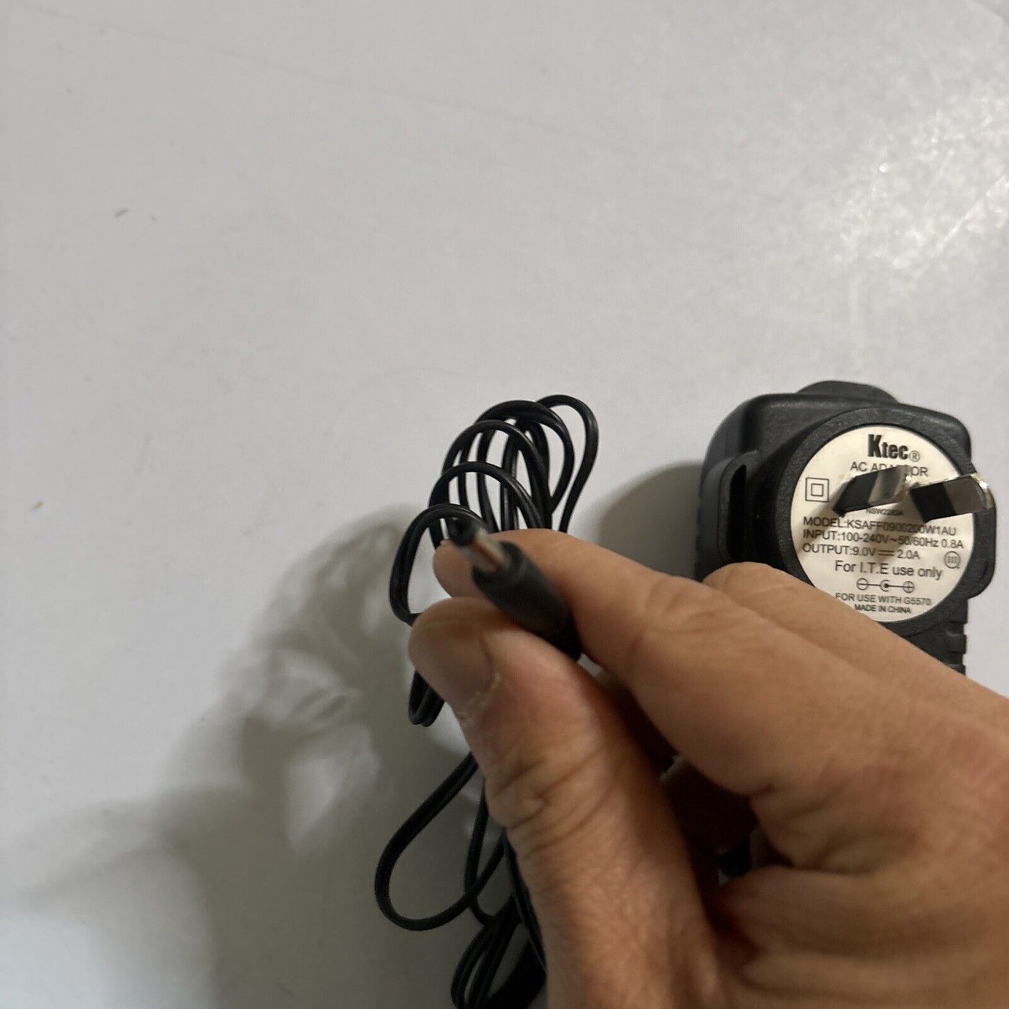 Ktec AC Adapter KSAFF0900200W1AU 9V 2A