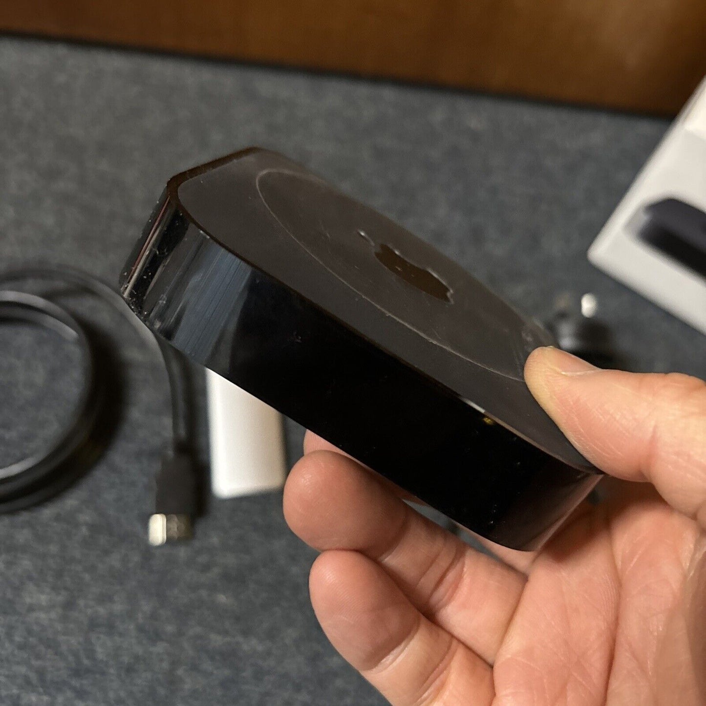 Apple TV (3rd generation) A1427 With Remote