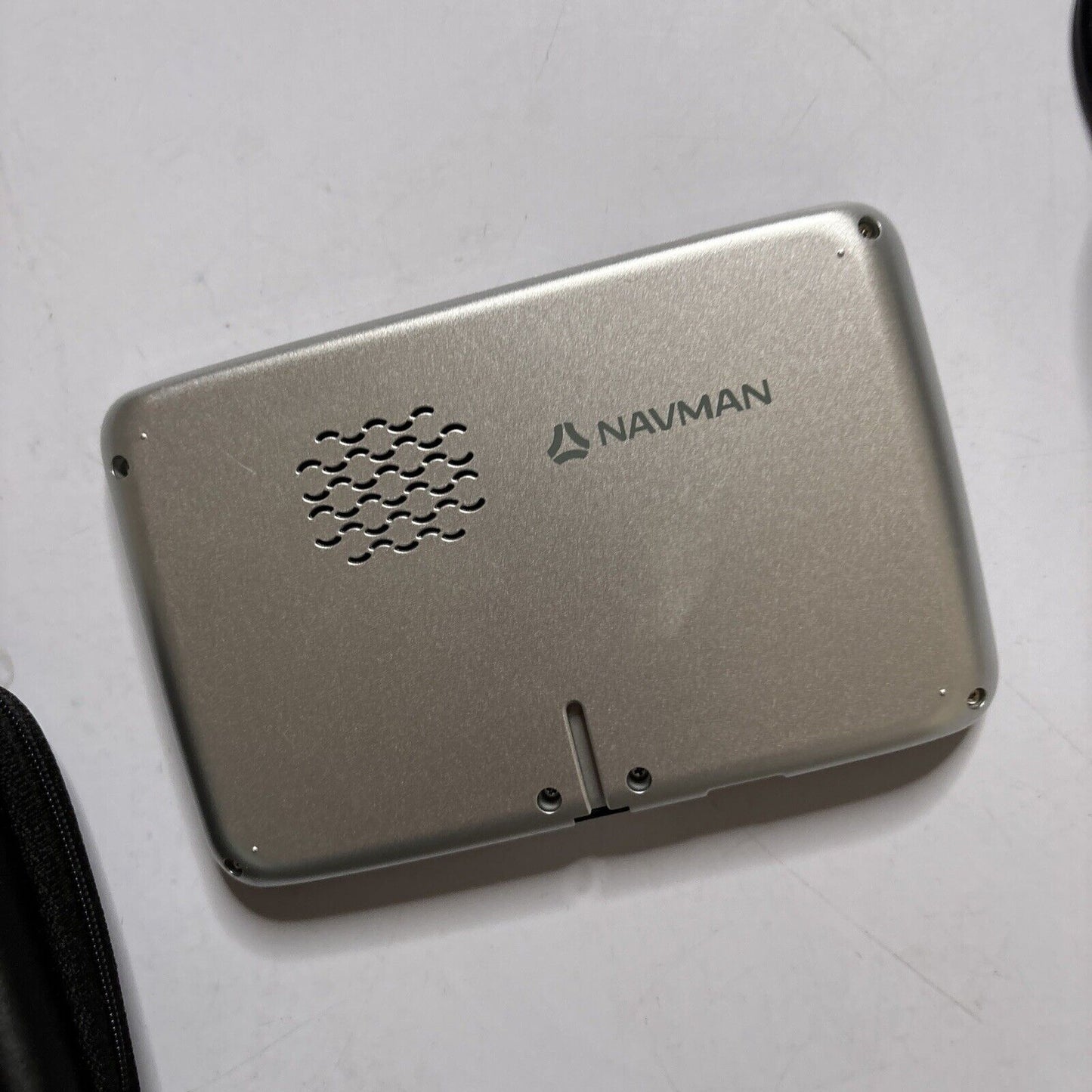 Navman MY85XLT GPS 5" Touchscreen With Car Adapter And Case