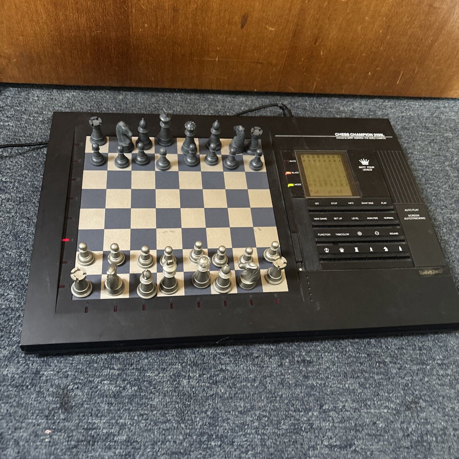 Garry Kasparov RadioShack Chess Champion Electronic Chess Board 2150L garry-kasparov-radioshack-chess-champion-electronic-chess-board-2150l