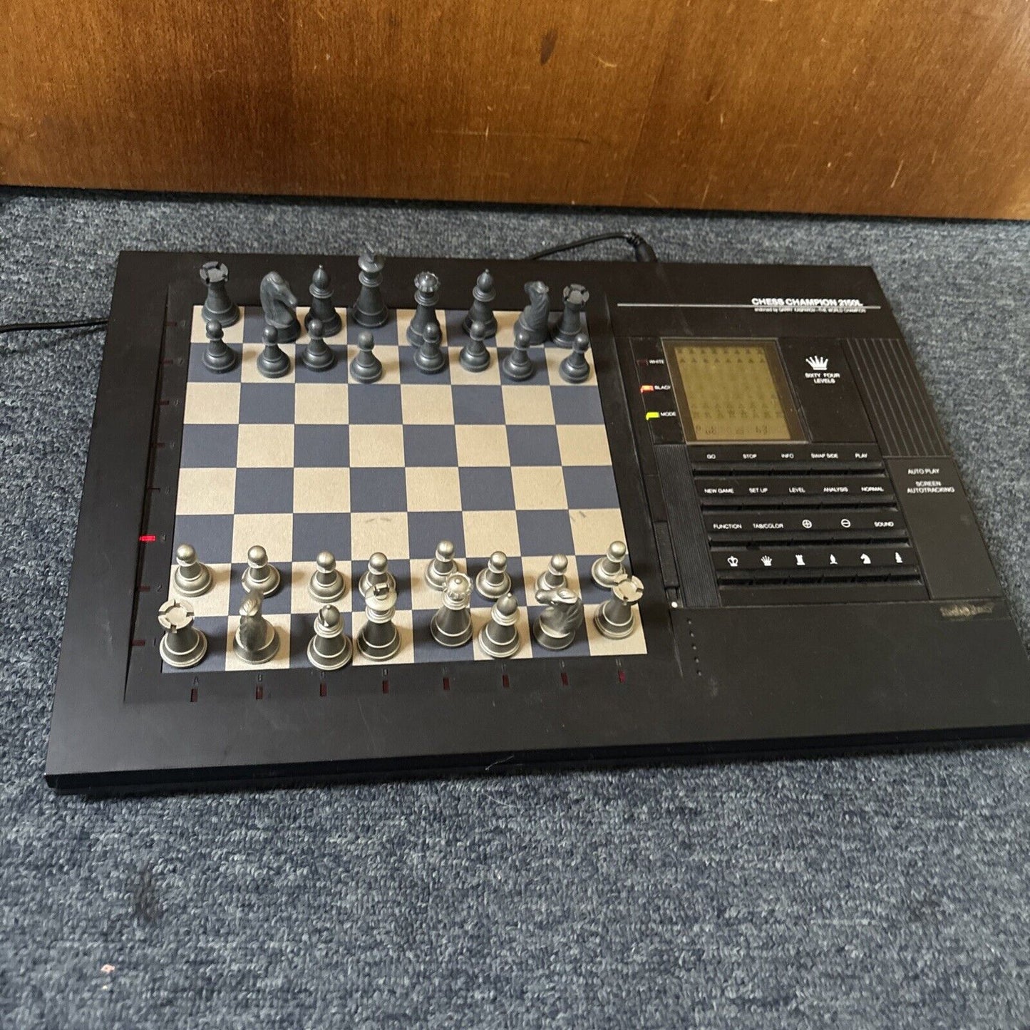 Garry Kasparov RadioShack Chess Champion Electronic Chess Board 2150L