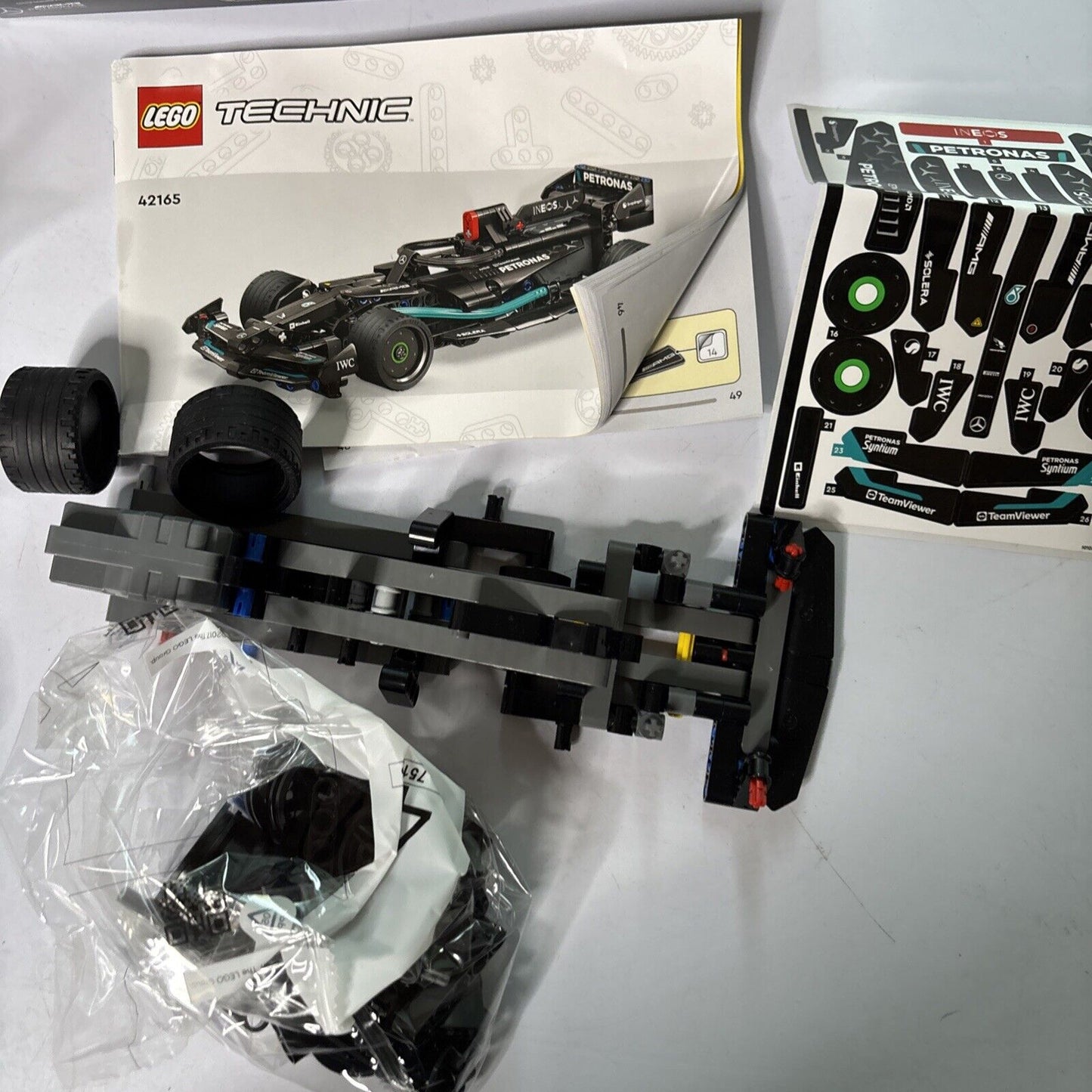 LEGO Technic Mercedes-AMG F1 W14 E Performance Pull-Back 42165 *Missing Pieces*
