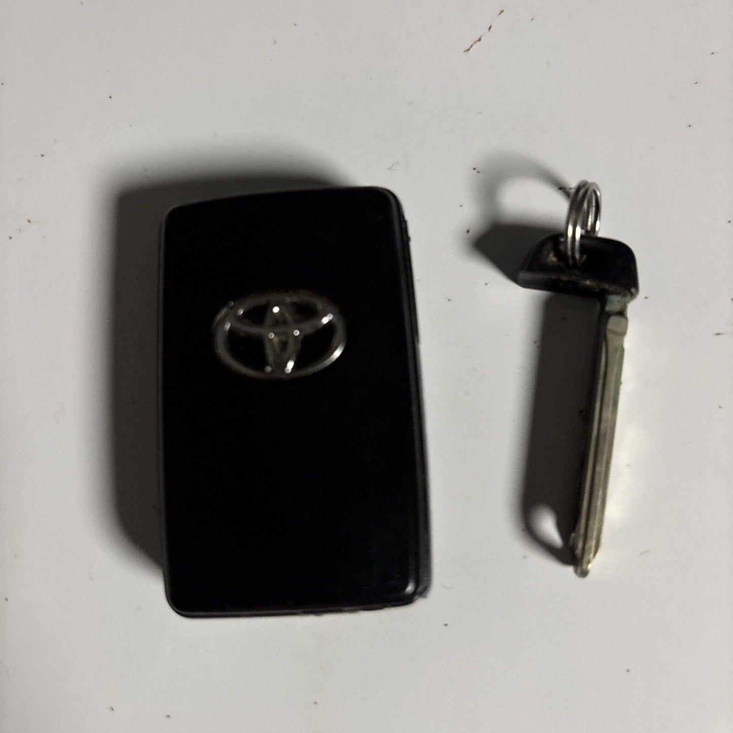Toyota Key Fob Genuine Smart Key 2026 121216va
