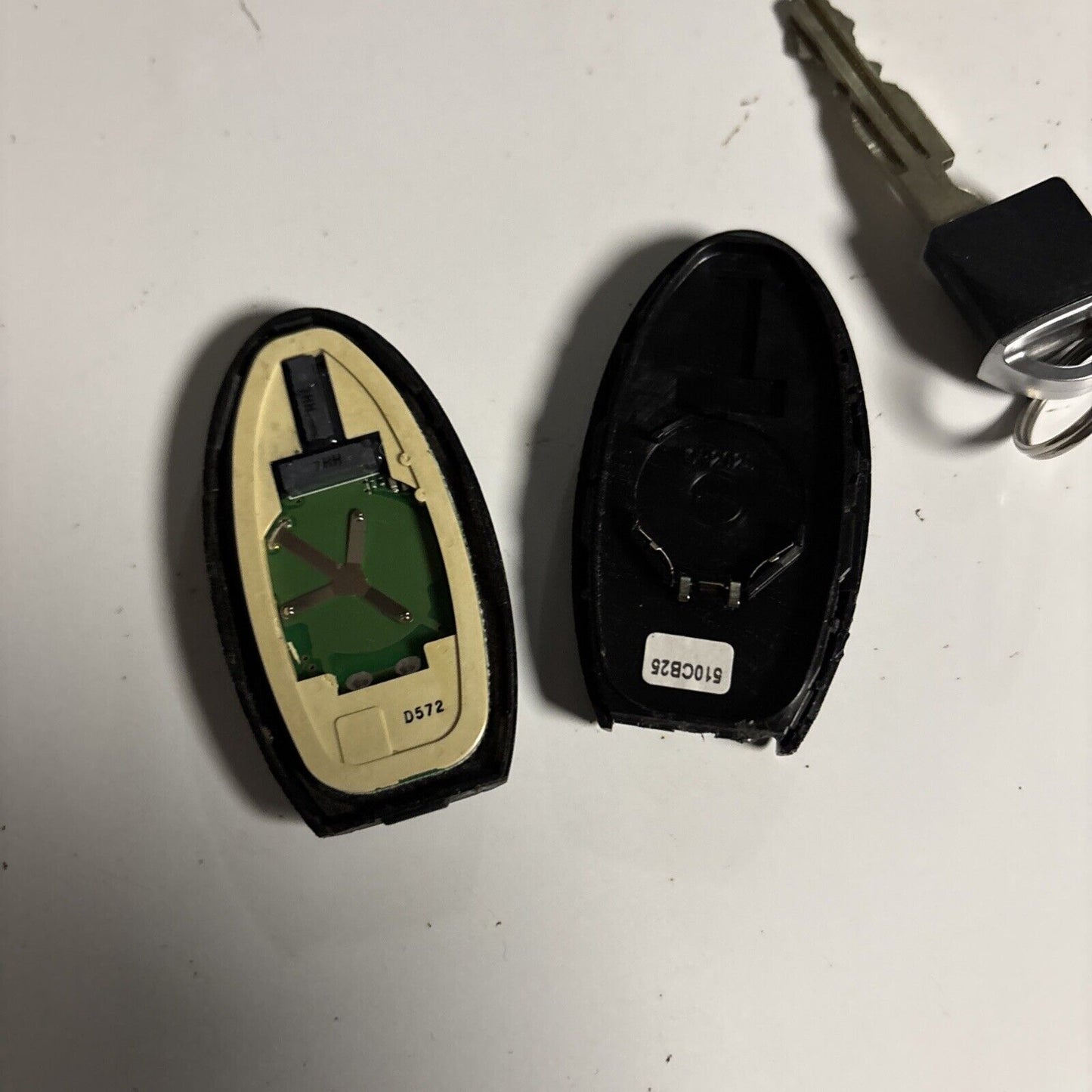 Nissan Key Fob Genuine Smart Key D572 510vb25