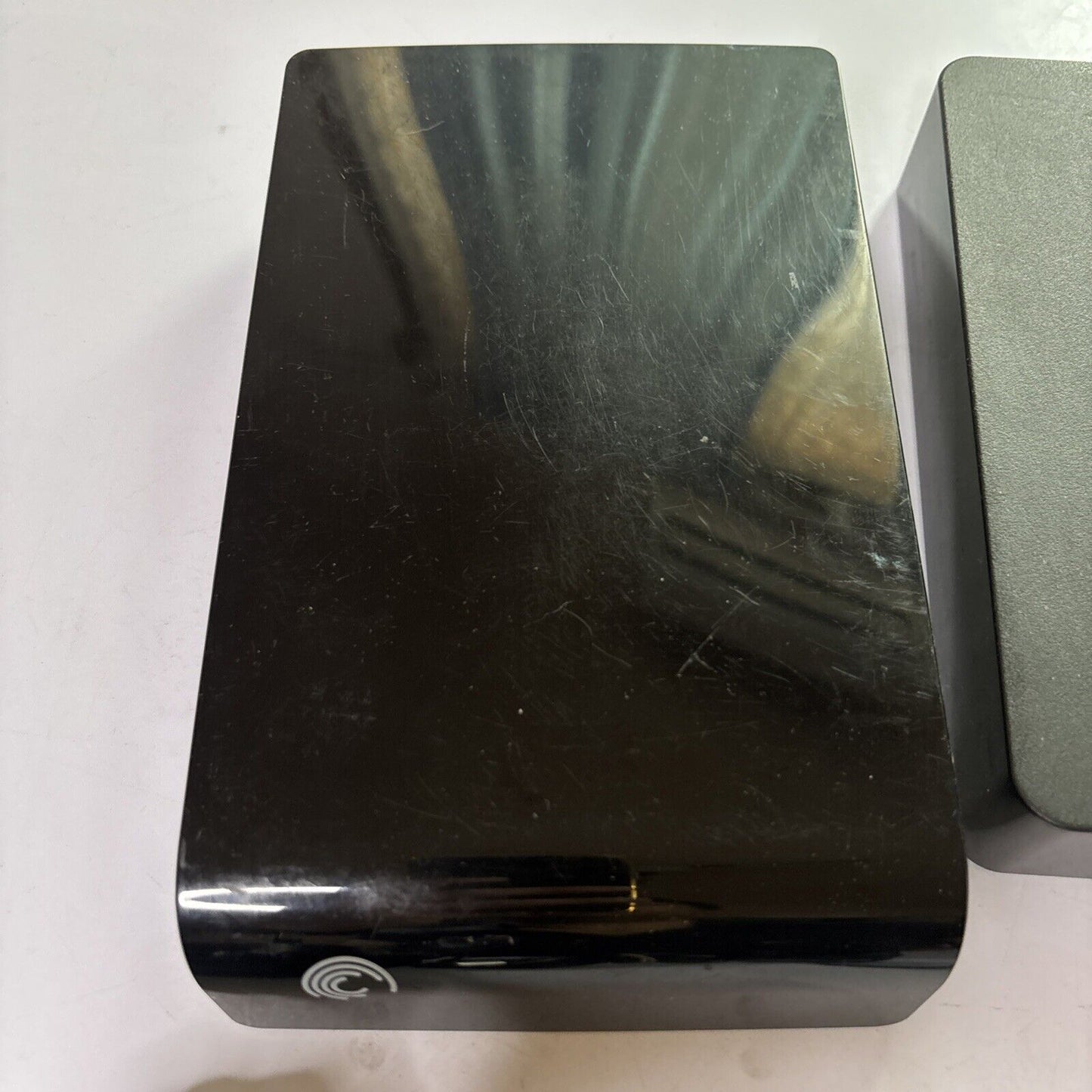 Western Digital WD 2TB & Seagate Expansion 500gb Portable Hard Drive USB 2.0