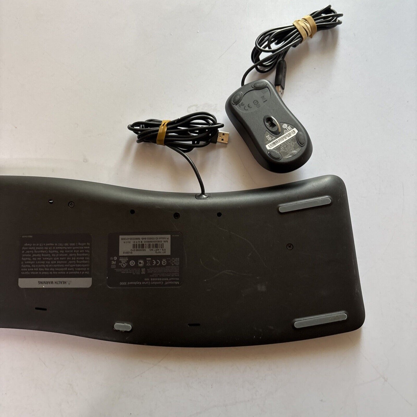 Microsoft Comfort Curve Keyboard 3000 & Microsoft Mouse USB