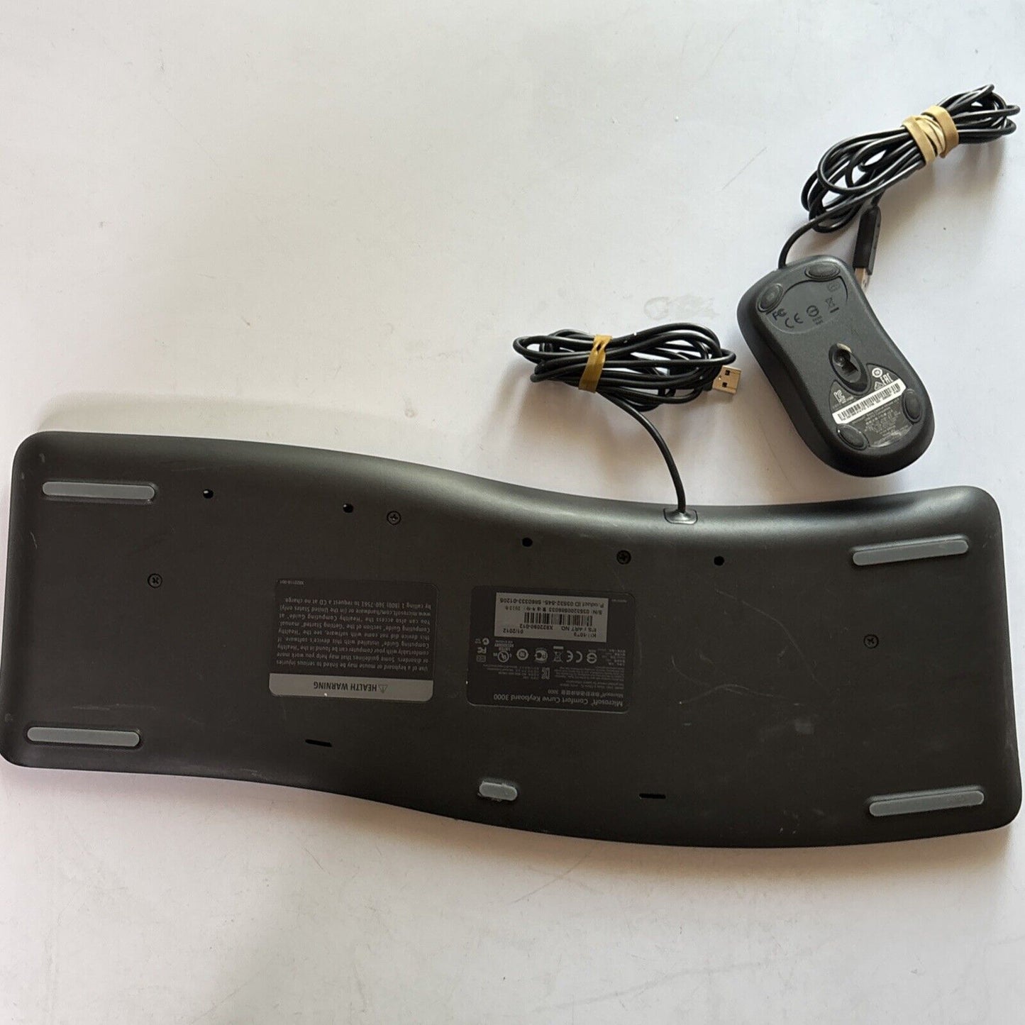 Microsoft Comfort Curve Keyboard 3000 & Microsoft Mouse USB