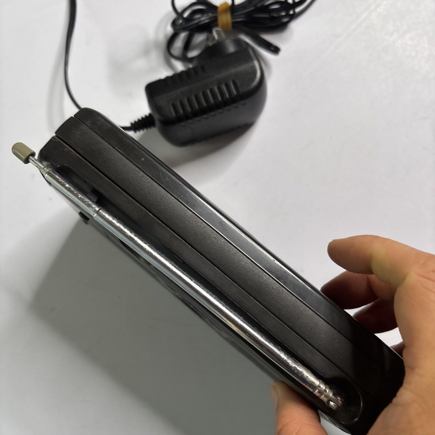 Sony ICF-490S Portable AM/FM/SW Radio With Adapter