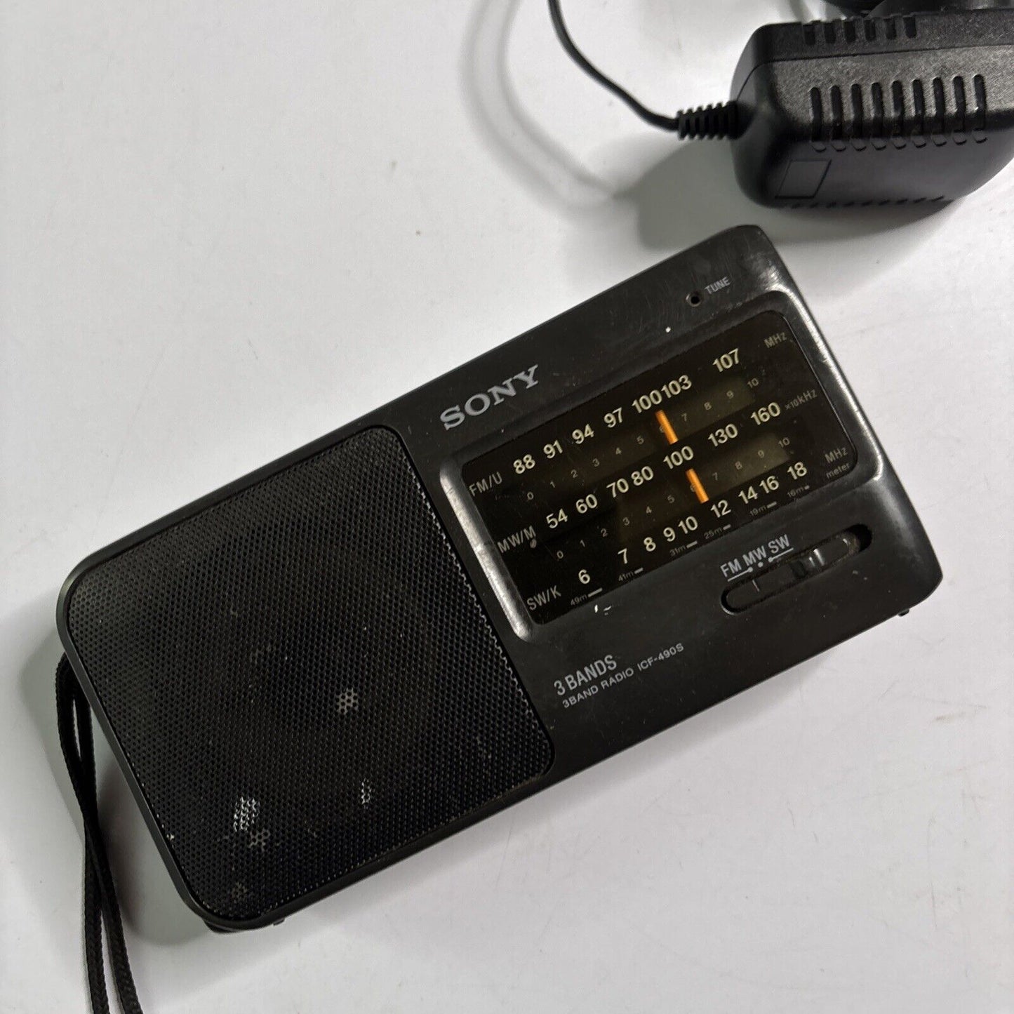 Sony ICF-490S Portable AM/FM/SW Radio With Adapter