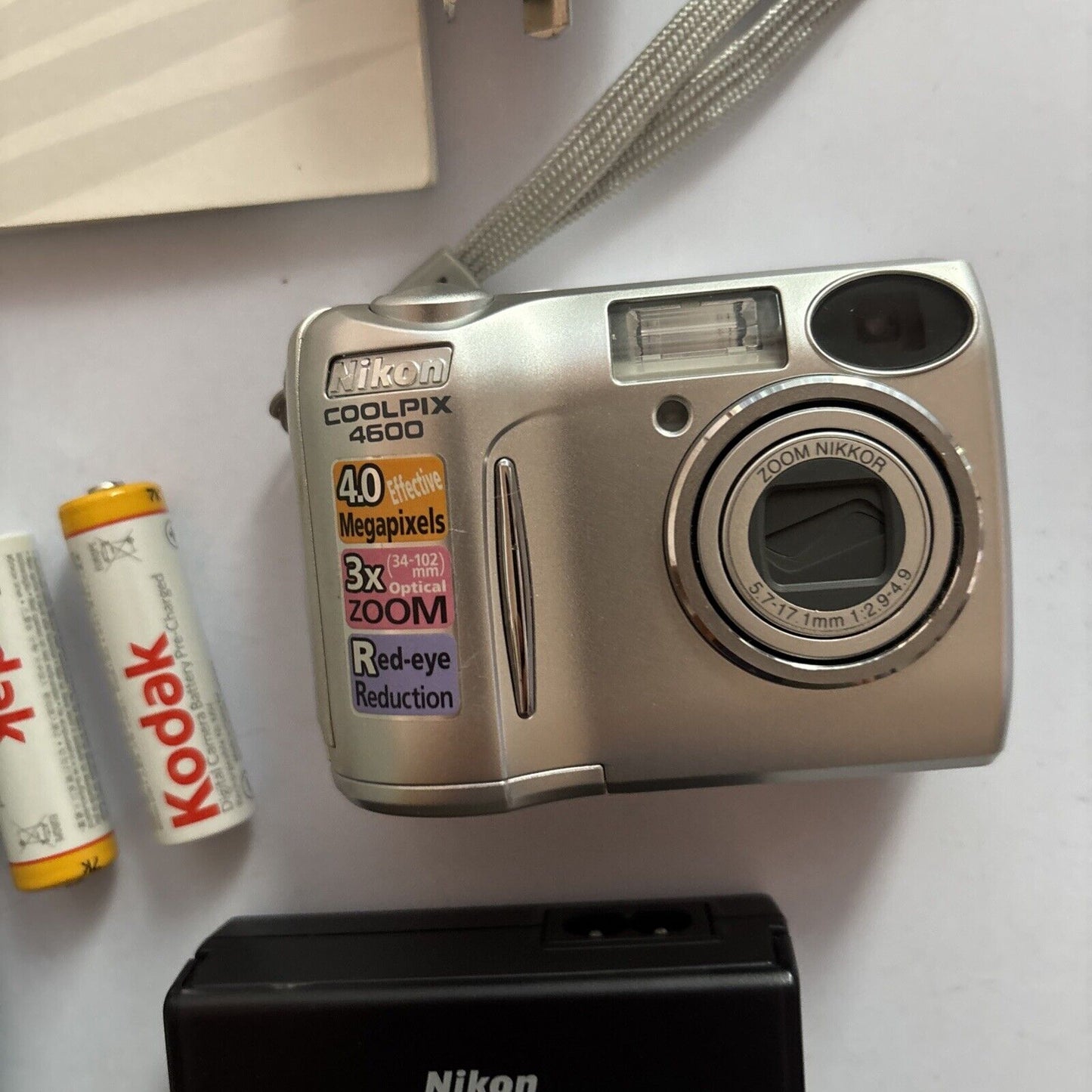 Nikon Coolpix 4600 Digital Camera With Battery & Charger 512mb SD Card 4.0MP