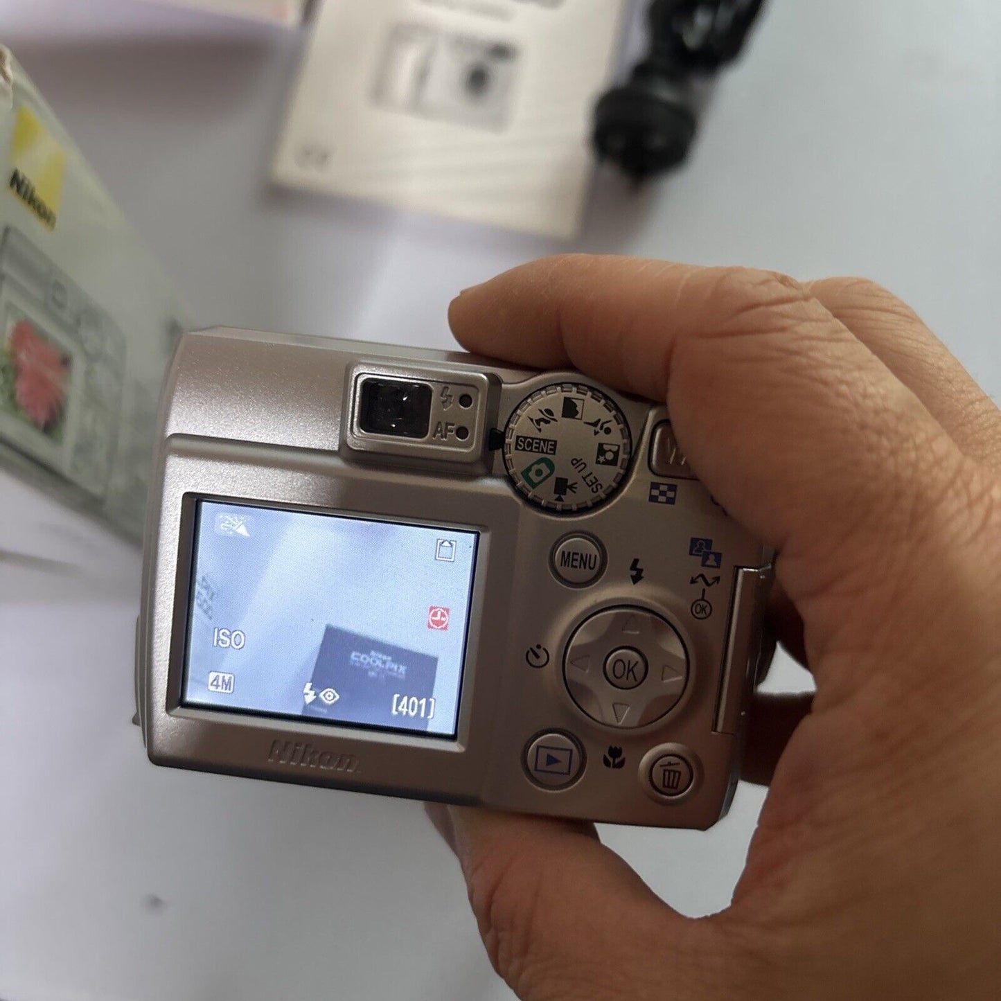 Nikon Coolpix 4600 Digital Camera With Battery & Charger 512mb SD Card 4.0MP