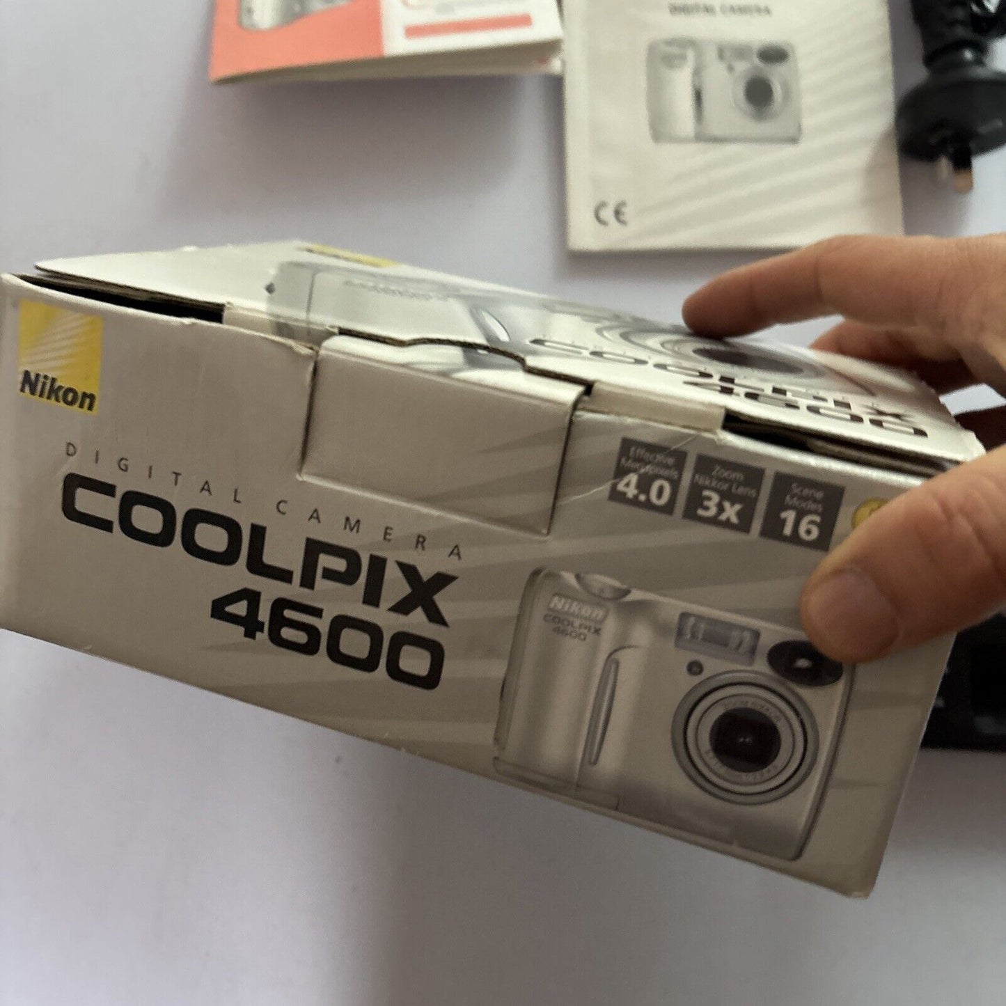 Nikon Coolpix 4600 Digital Camera With Battery & Charger 512mb SD Card 4.0MP