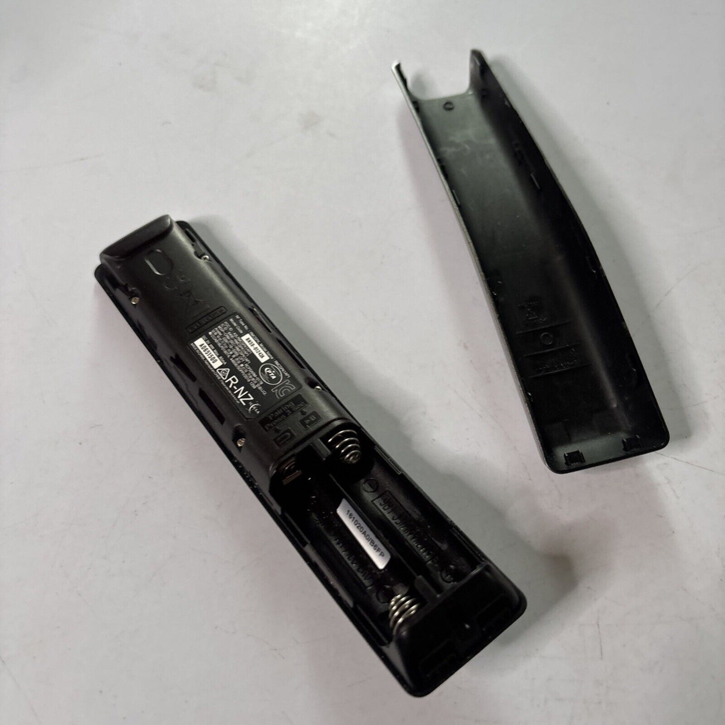 Genuine Samsung BN59-01242A Remote Control BN5901242A UA75KS9005W UA78KS9500W