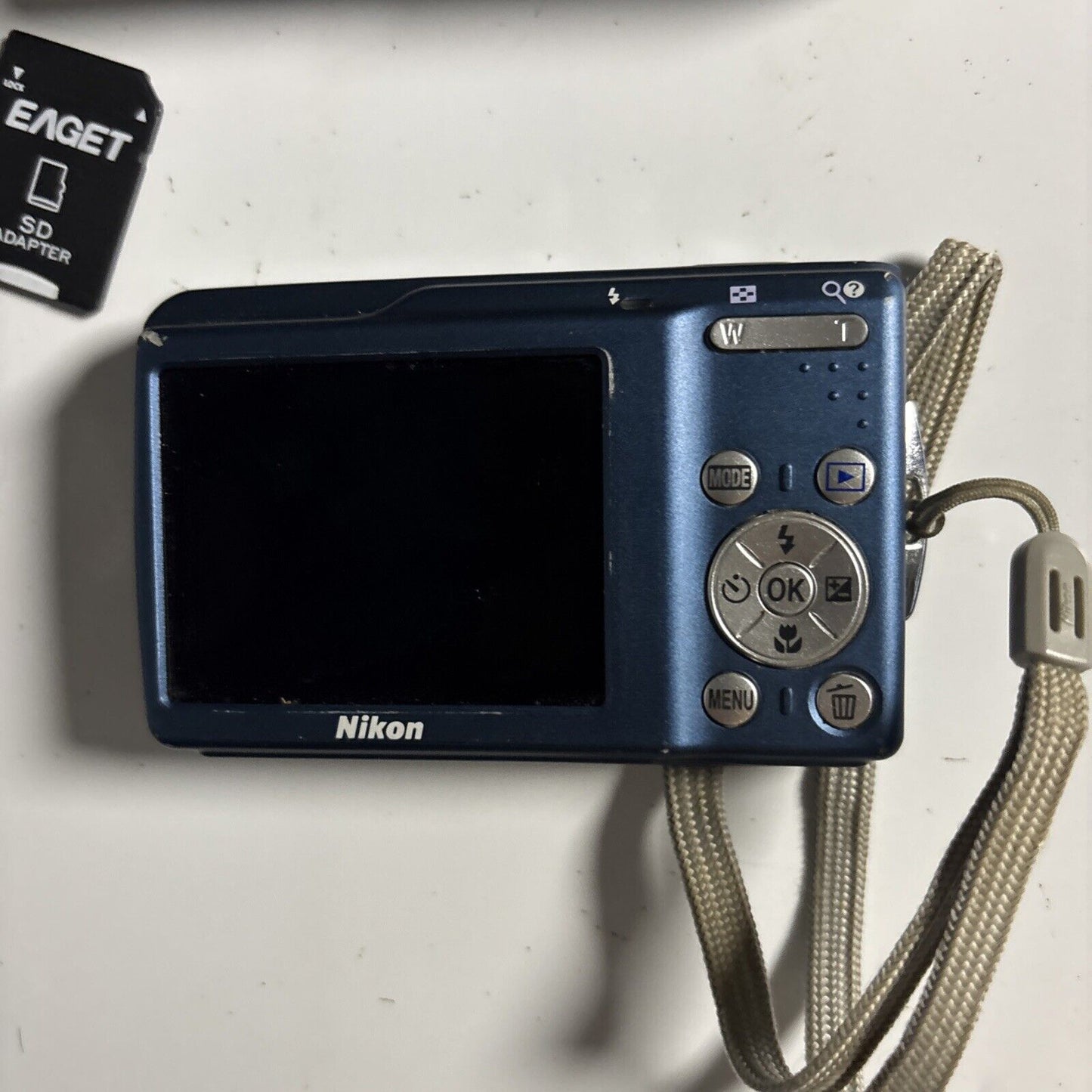 Nikon Coolpix S210 Digital Camera 8MP 1GB SD Card 8MP