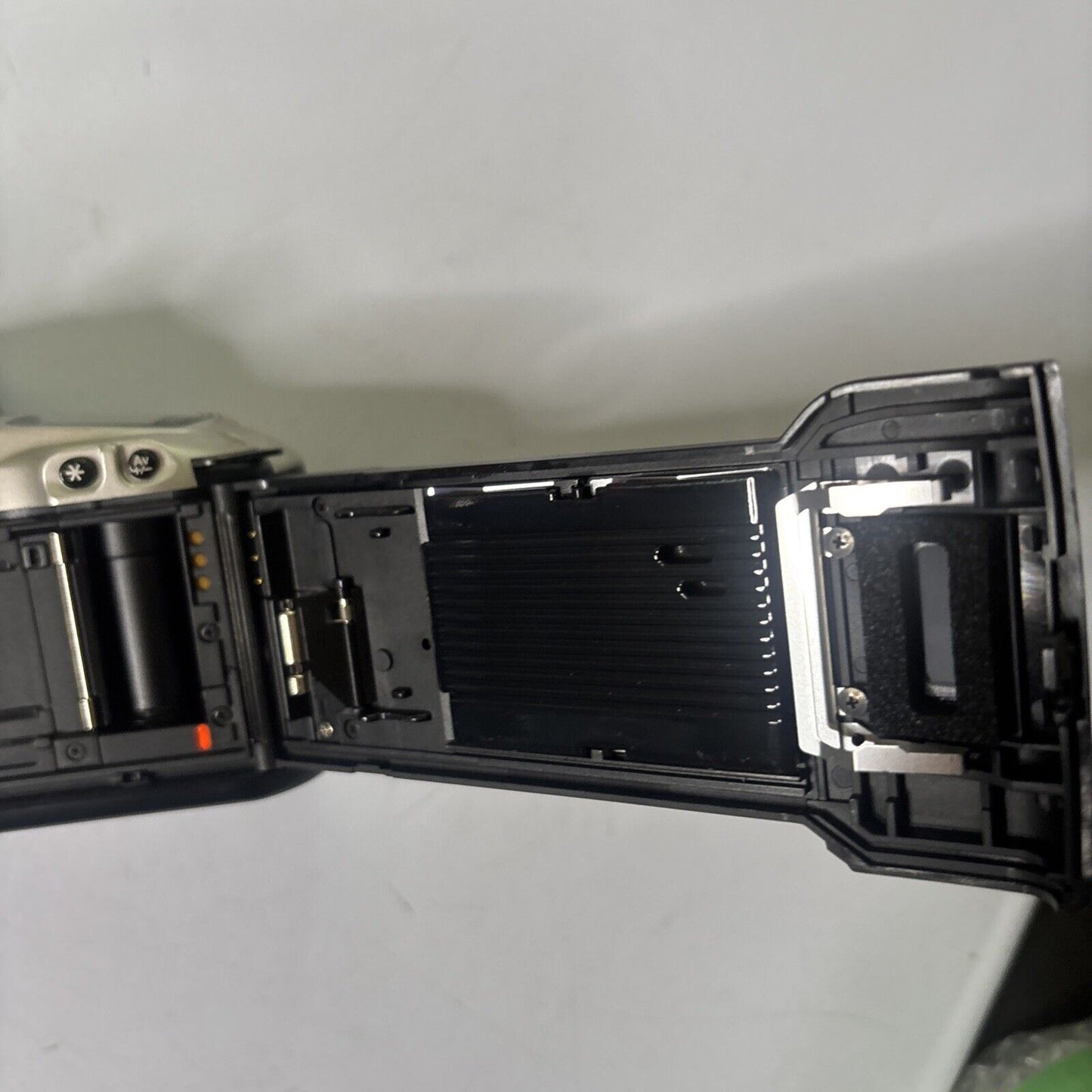 Canon EOS Kiss SLR Film Camera 35mm *Working - Body Only*