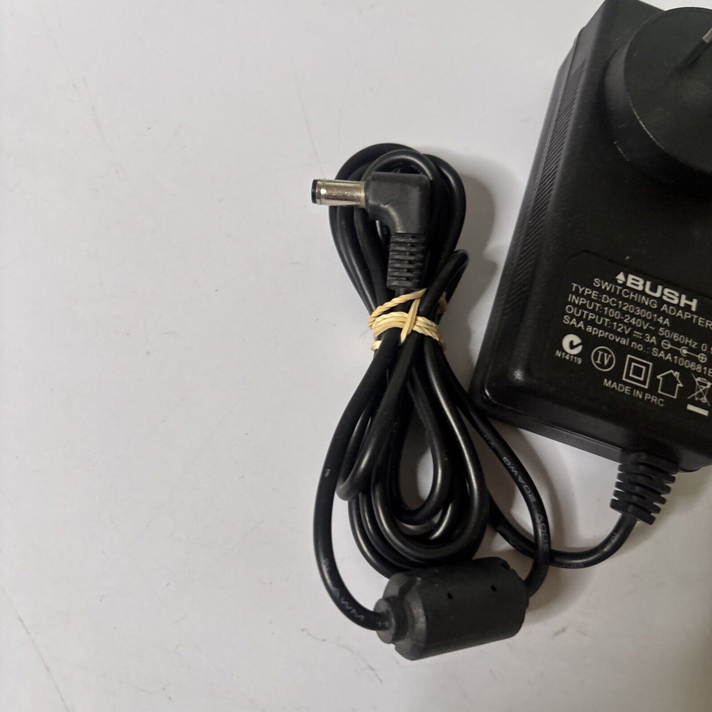 Bush Switching Adapter DC12030014A 12V 3A