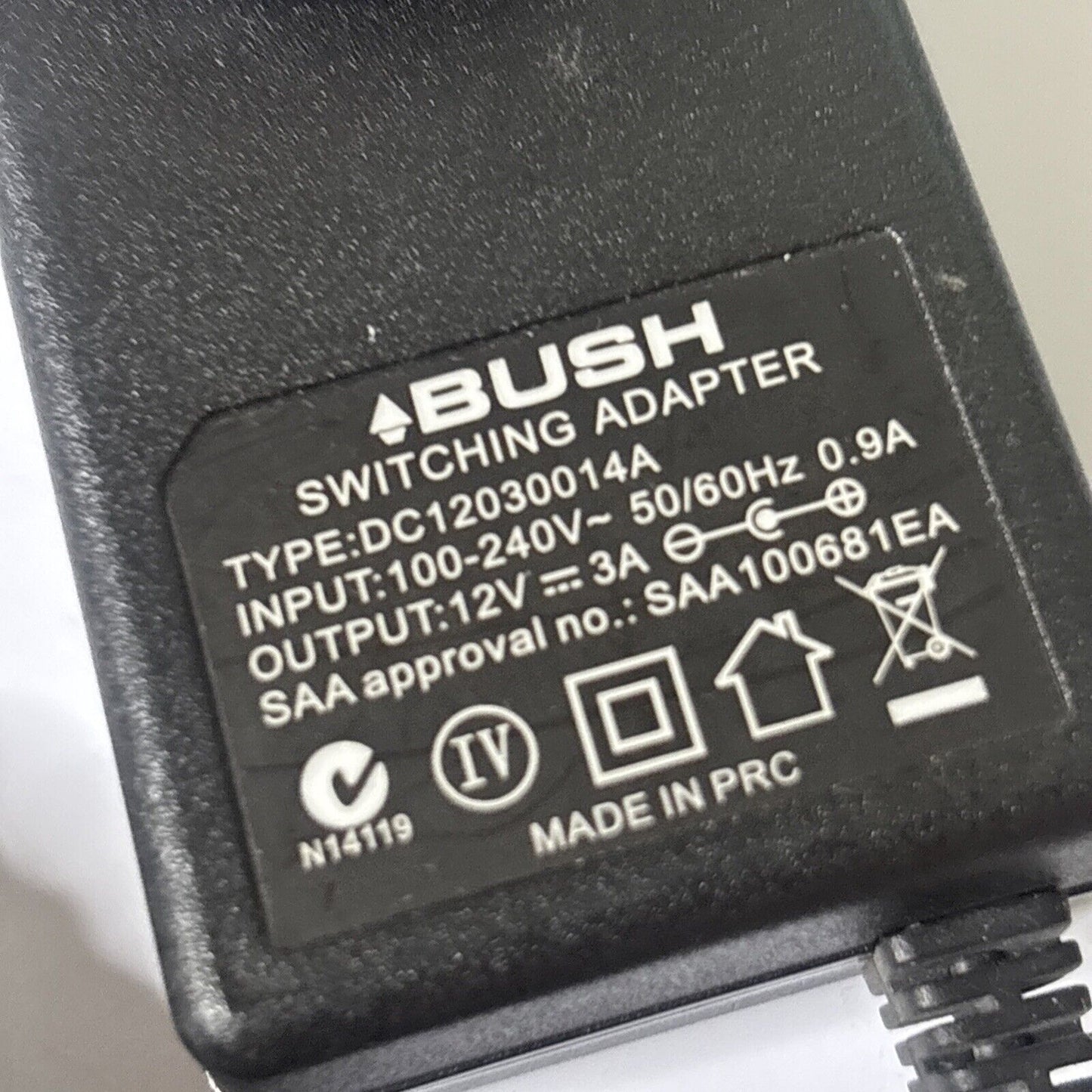 Bush Switching Adapter DC12030014A 12V 3A