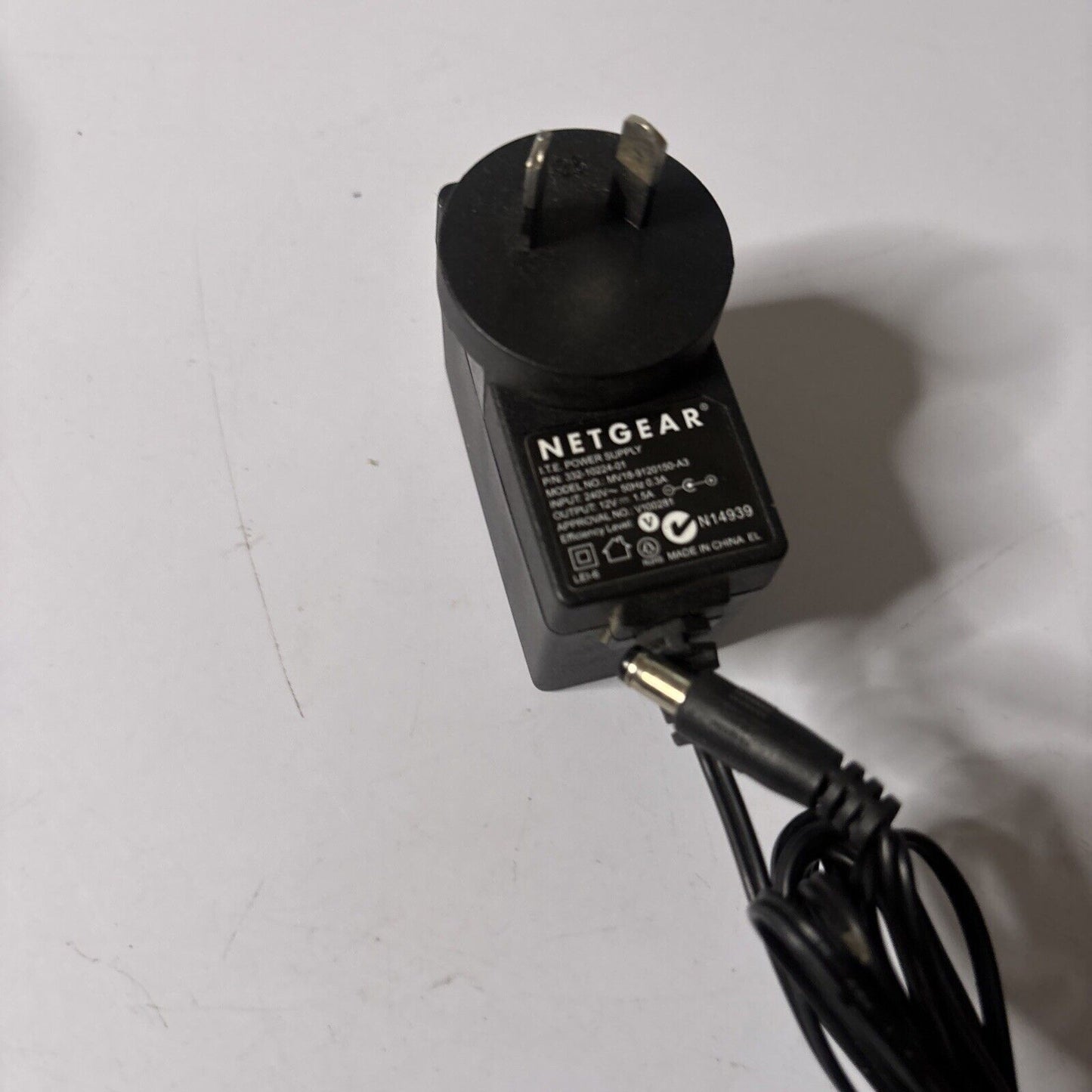 Genuine Netgear MV18-9120150-A3 AC Adapter 12V 1.5A