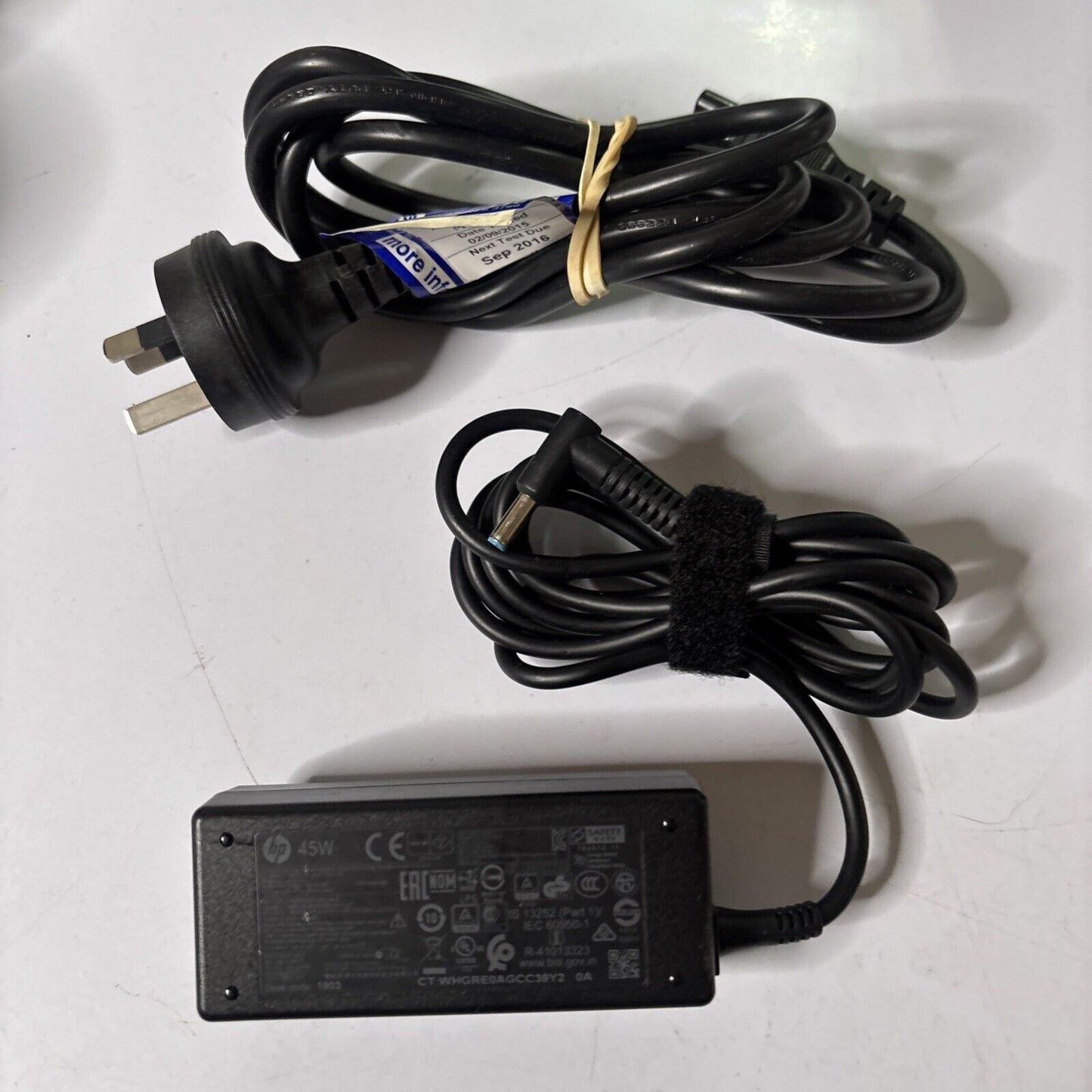 Genuine HP TPN-CA14 Laptop Adapter L25296-002 19.5V 2.81A