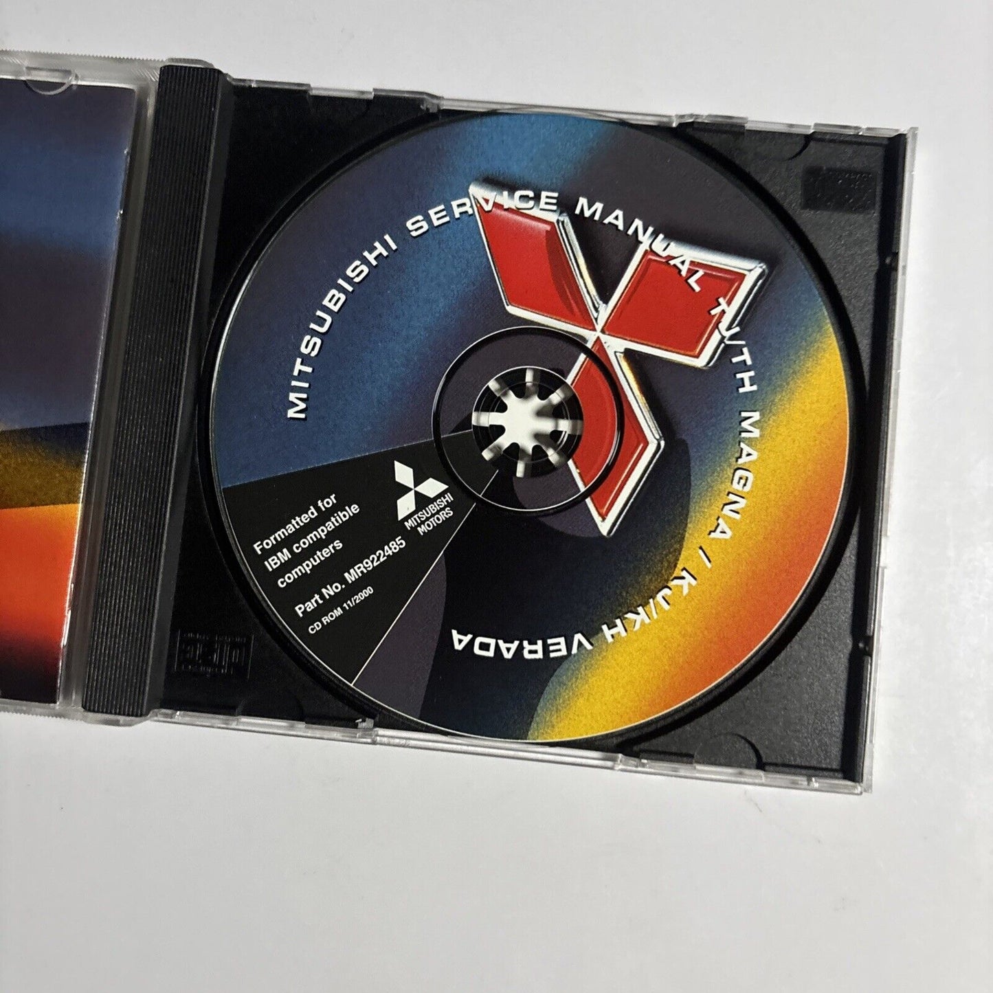 Mitsubishi Service Manual TJ Magna / KJ Veranda PC CDROM 2000 Part MR922485