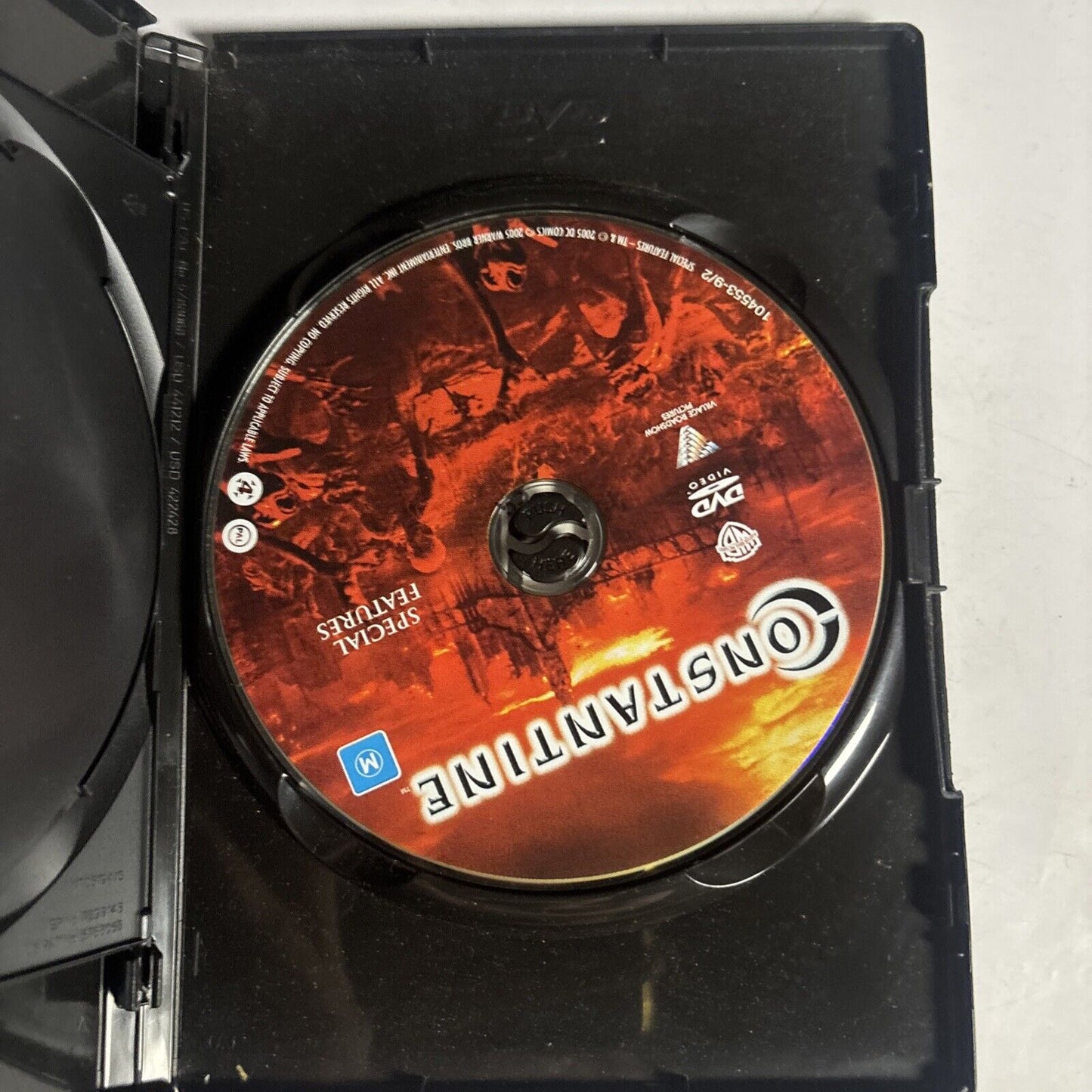 Constantine - Deluxe Edition (DVD, 2005, 2-Disc) Keanu Reeves Region 4