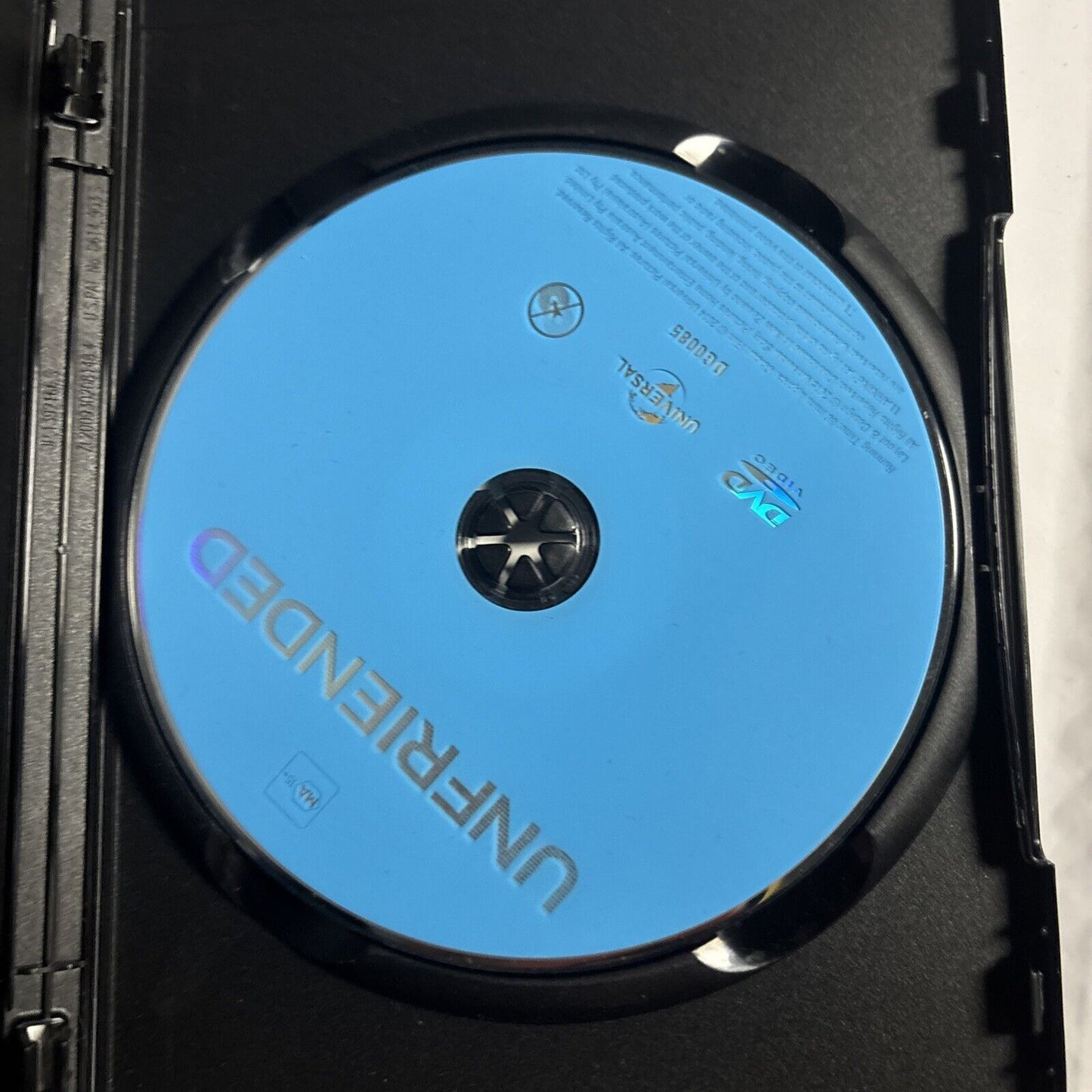 Unfriended (DVD, 2014) Shelley Hennig, Renee Olstead, Mickey River Region 4 &2