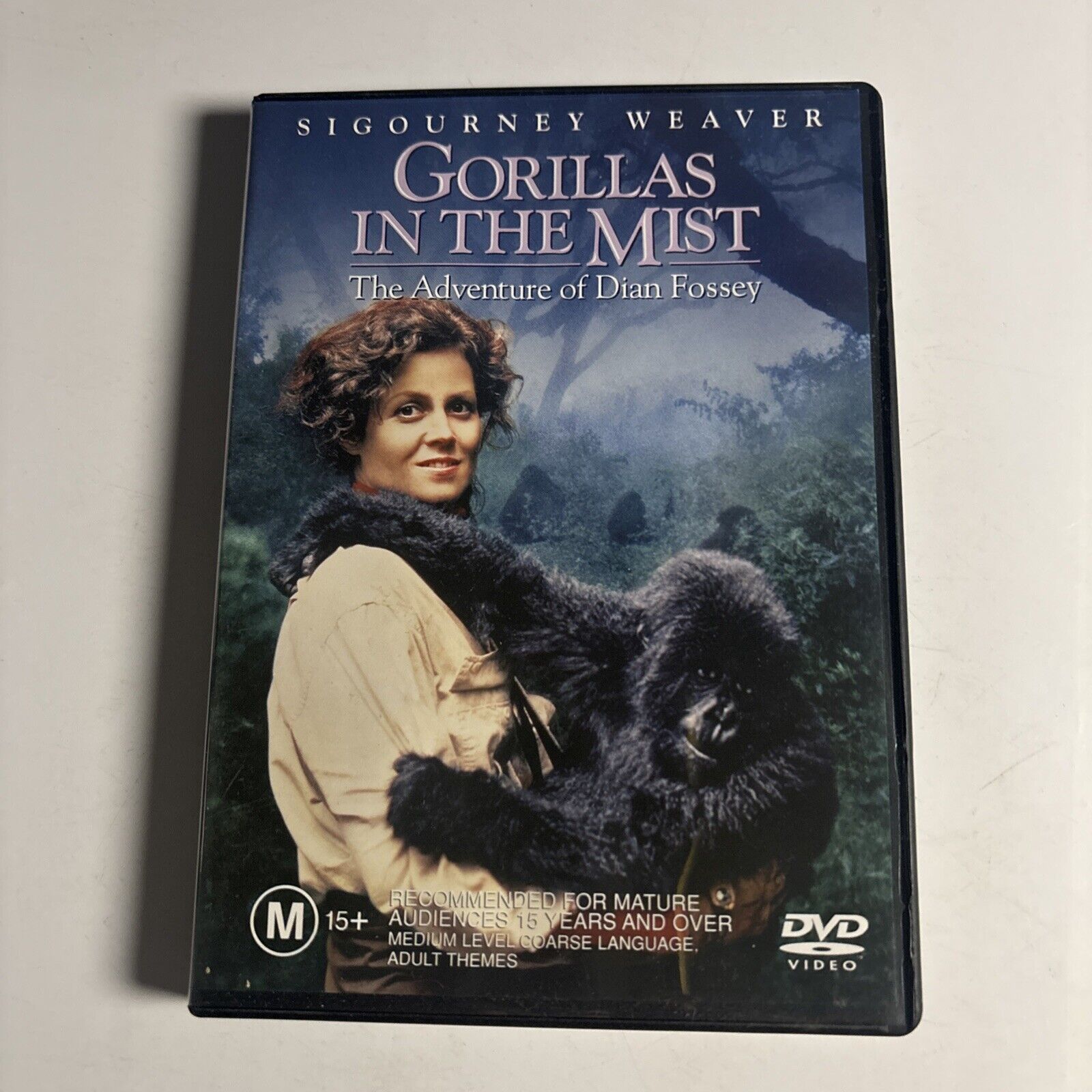 Gorillas in the Mist (DVD, 1988) Sigourney Weaver NEW Region 4 – Retro Unit