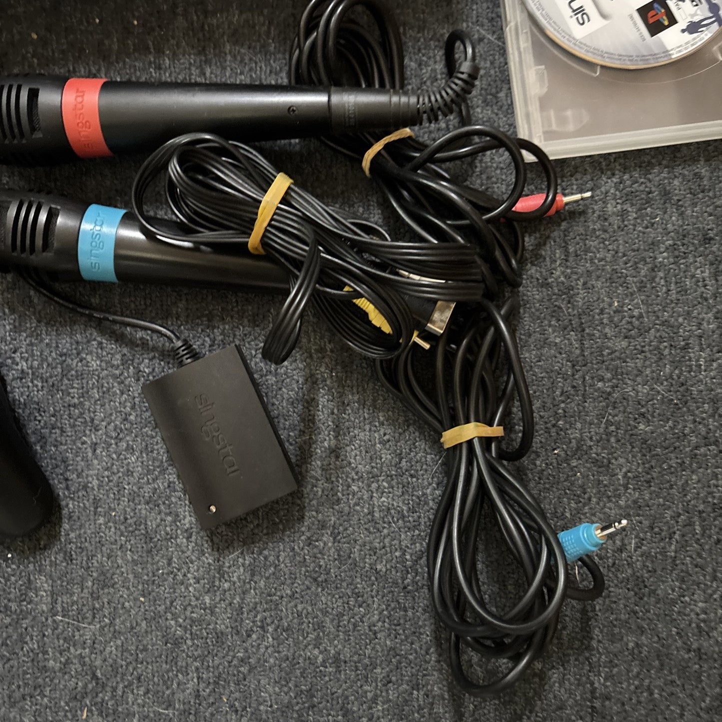 Sony Playstation 2 Fat Console 2x SingStar Microphone SingStar R&B Game PAL