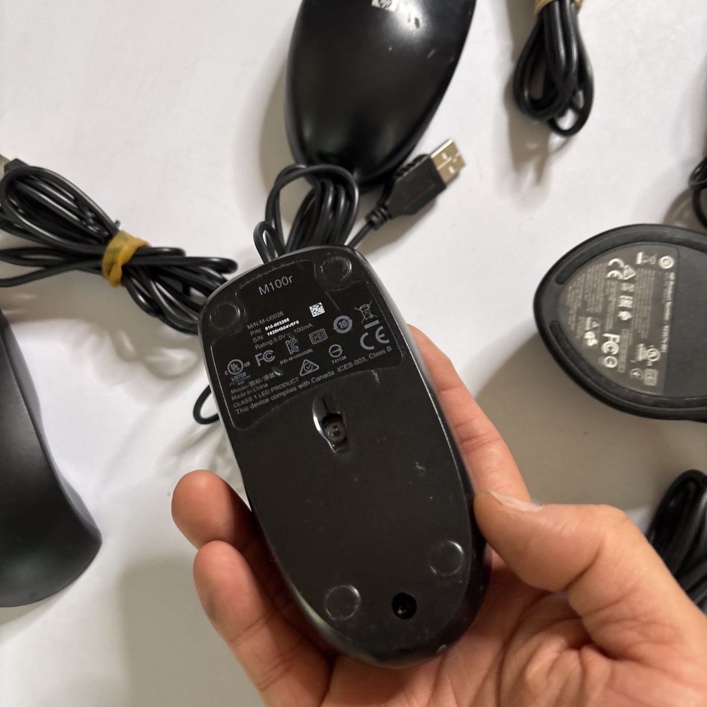 11x USB Mouse: 4x Dell, 3x HP, 2x Acer, 1x Lenovo 1x Logitech