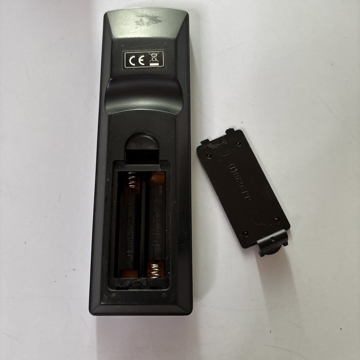 Genuine Highlander DH-2826 Remote Control