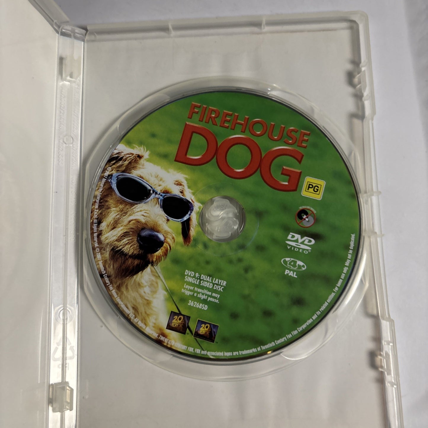 Firehouse Dog (DVD, 2007) Josh Hutcherson, Bruce Greenwood Region 4