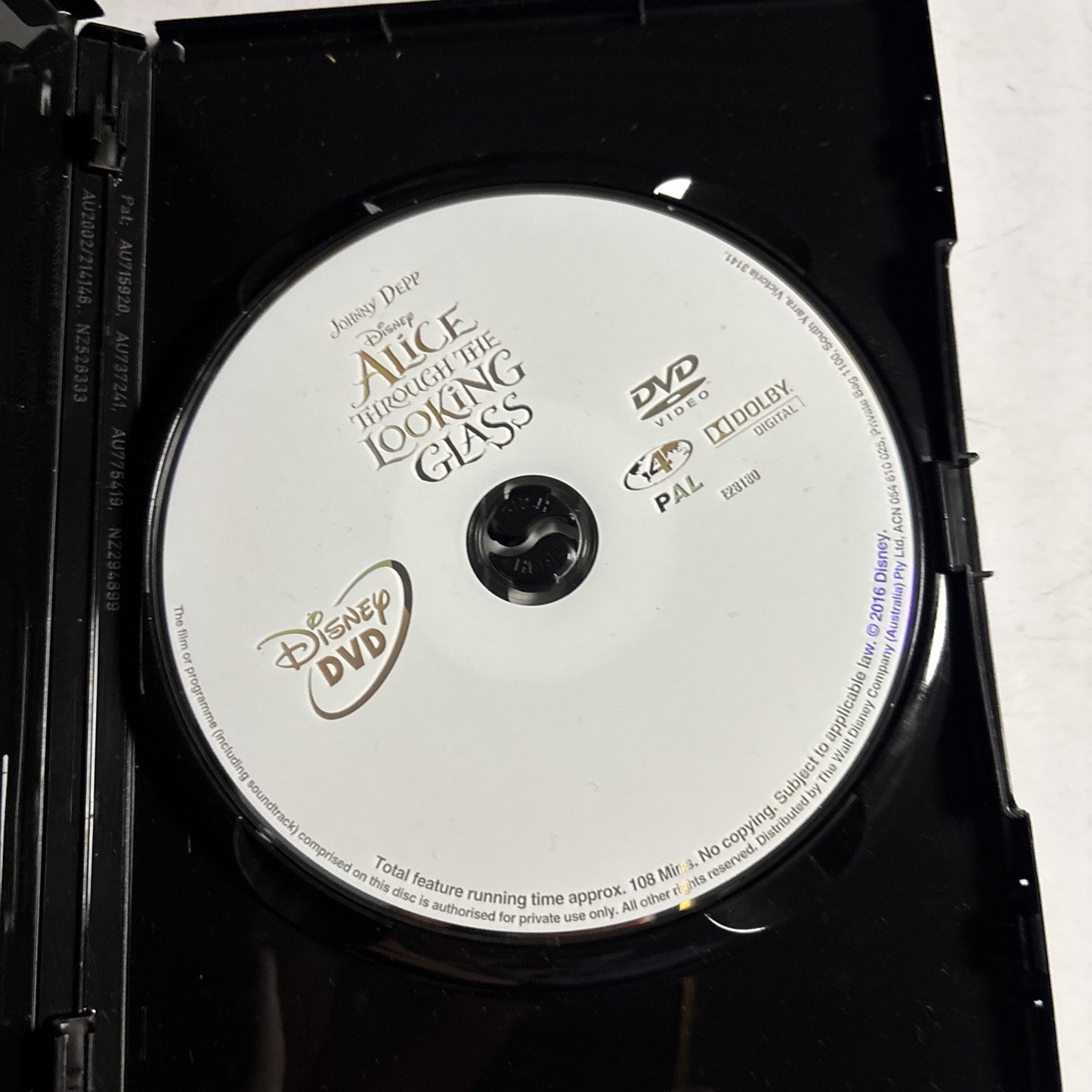 Alice Through the Looking Glass (DVD, 2016) Johnny Depp, Anne Hathaway Region 4