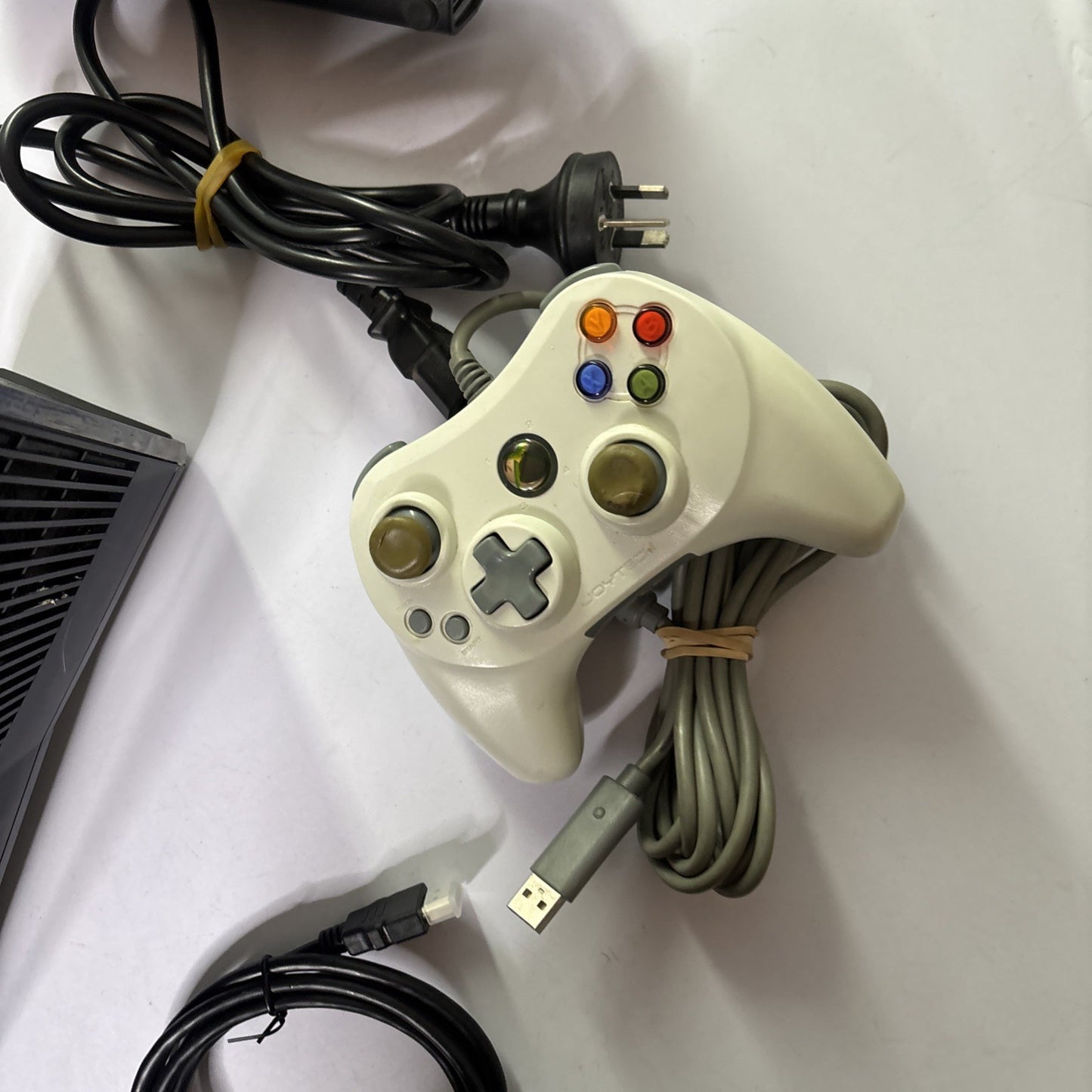 Microsoft Xbox 360 Slim Console 250gb HDD