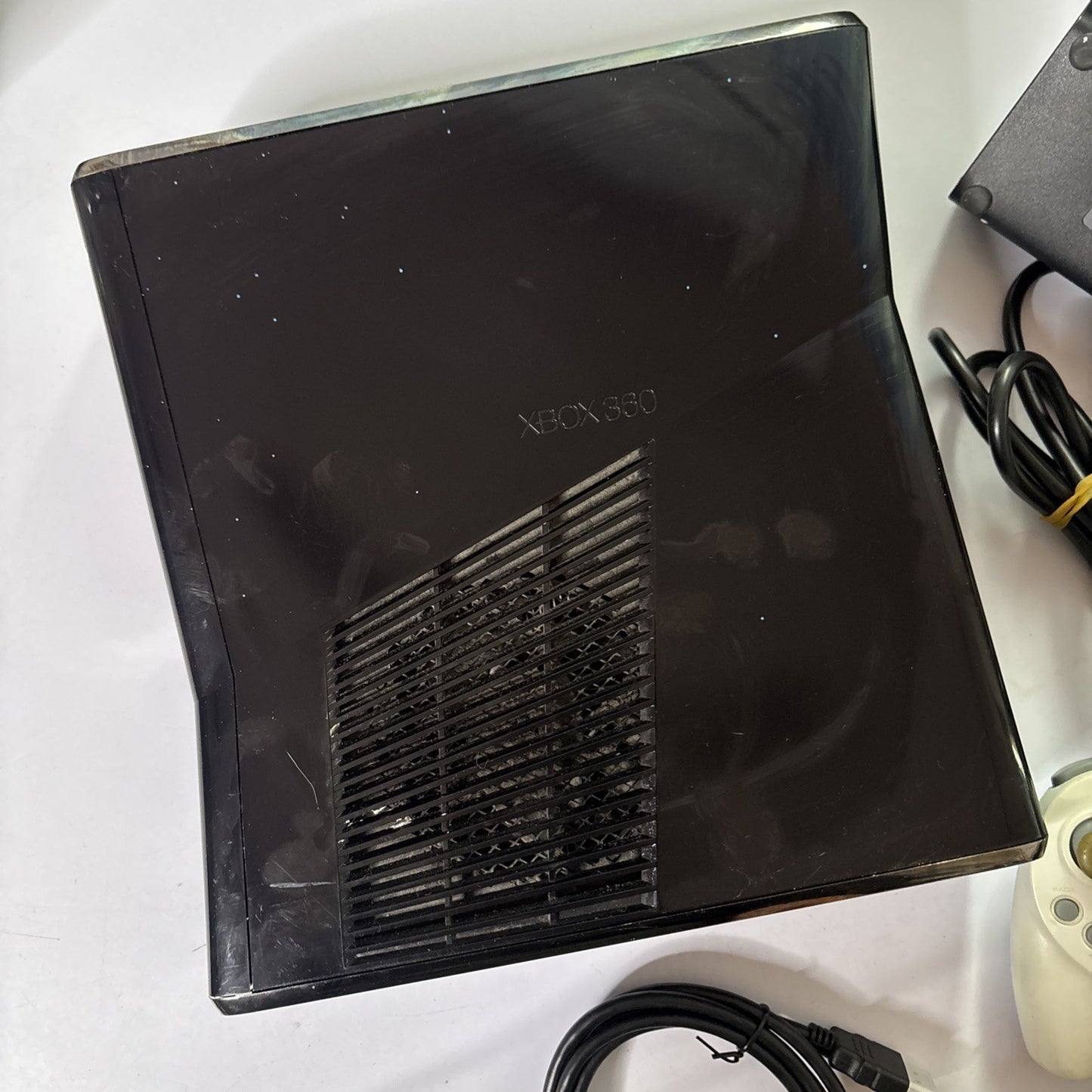 Microsoft Xbox 360 Slim Console 250gb HDD