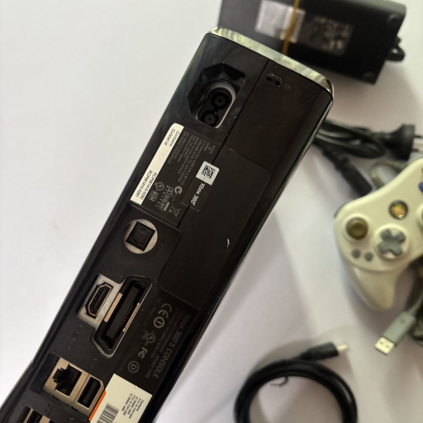 Microsoft Xbox 360 Slim Console 250gb HDD