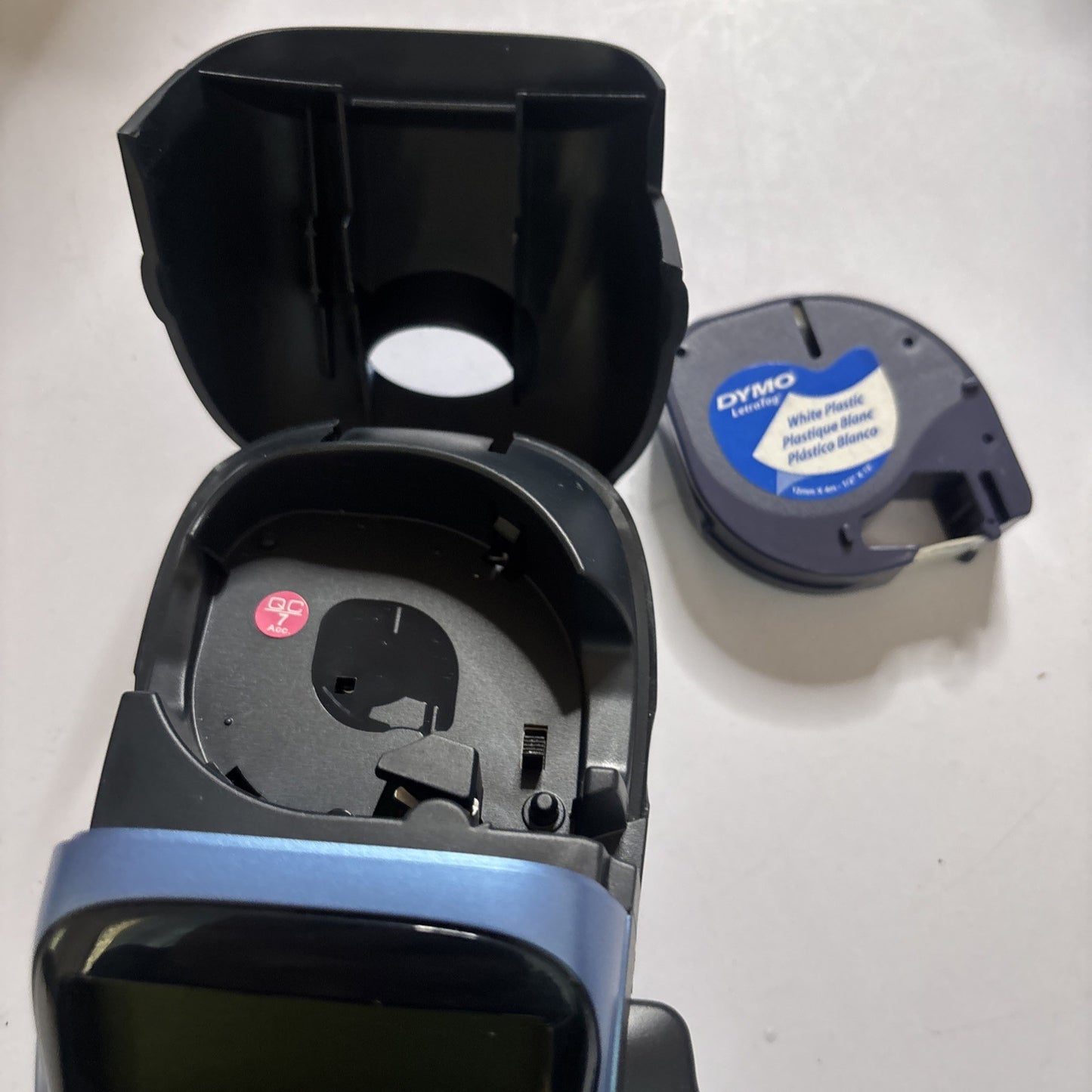 Dymo Letratag LT-100H Label Maker Handheld Blue