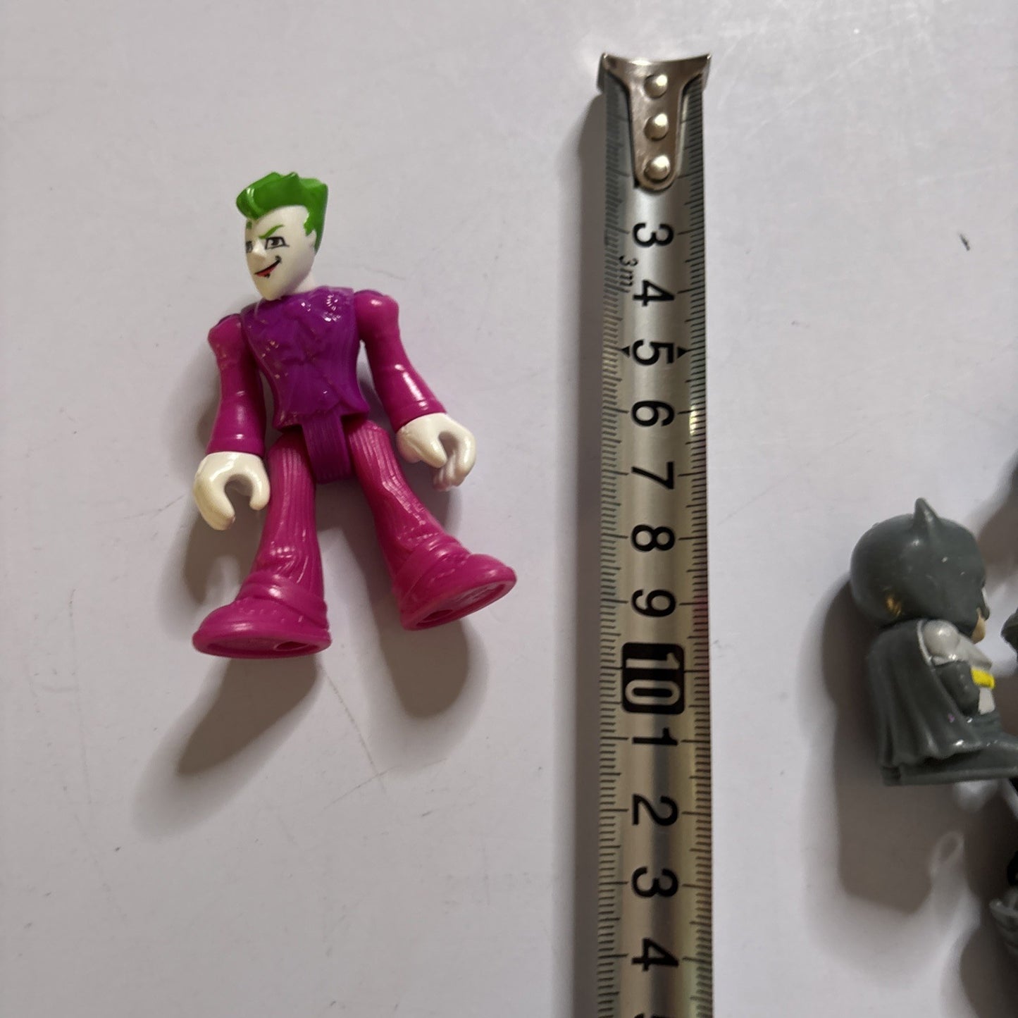DC Comics 13x Figures & 2x Vehicles Batman Wonder Woman, Joker, Robin