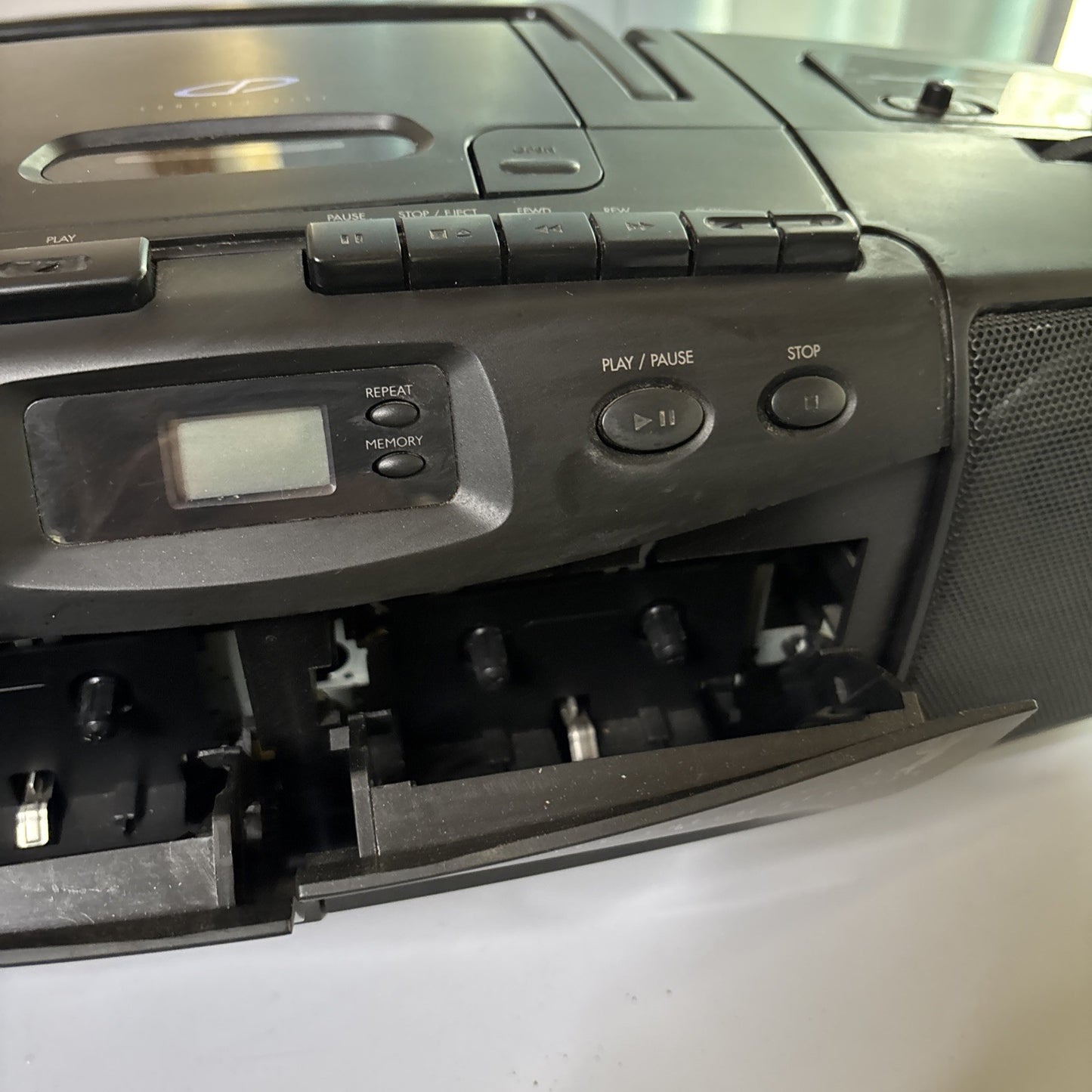 General Electric GE CD Radio Cassette Recorder Boombox EA3-7032 Dual Cassette