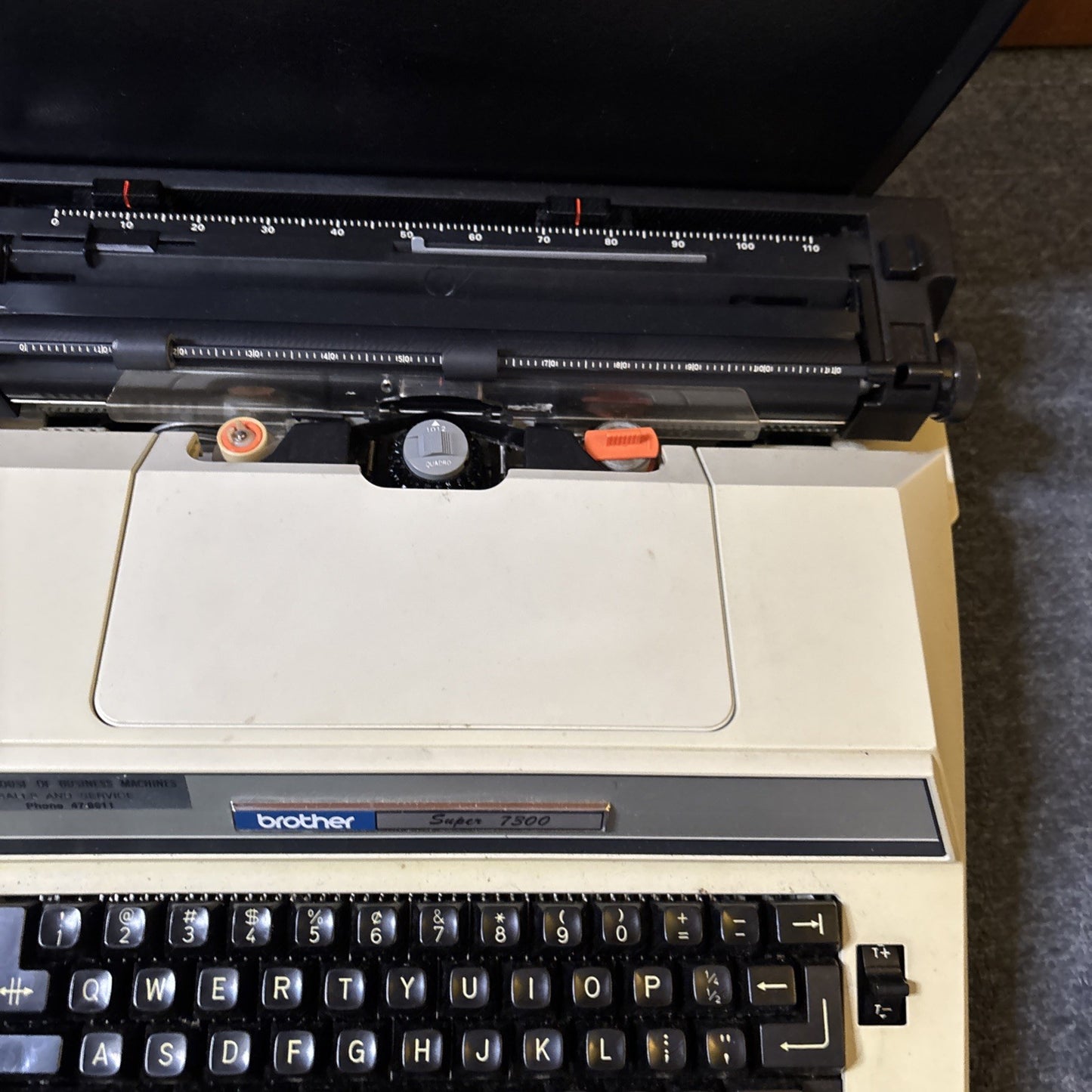Brother Super 7300 Electric Typewriter