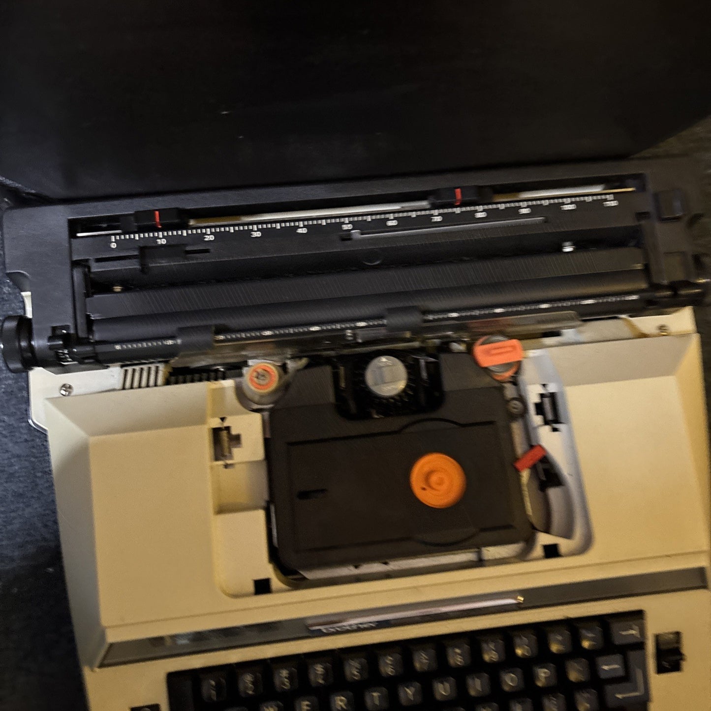 Brother Super 7300 Electric Typewriter