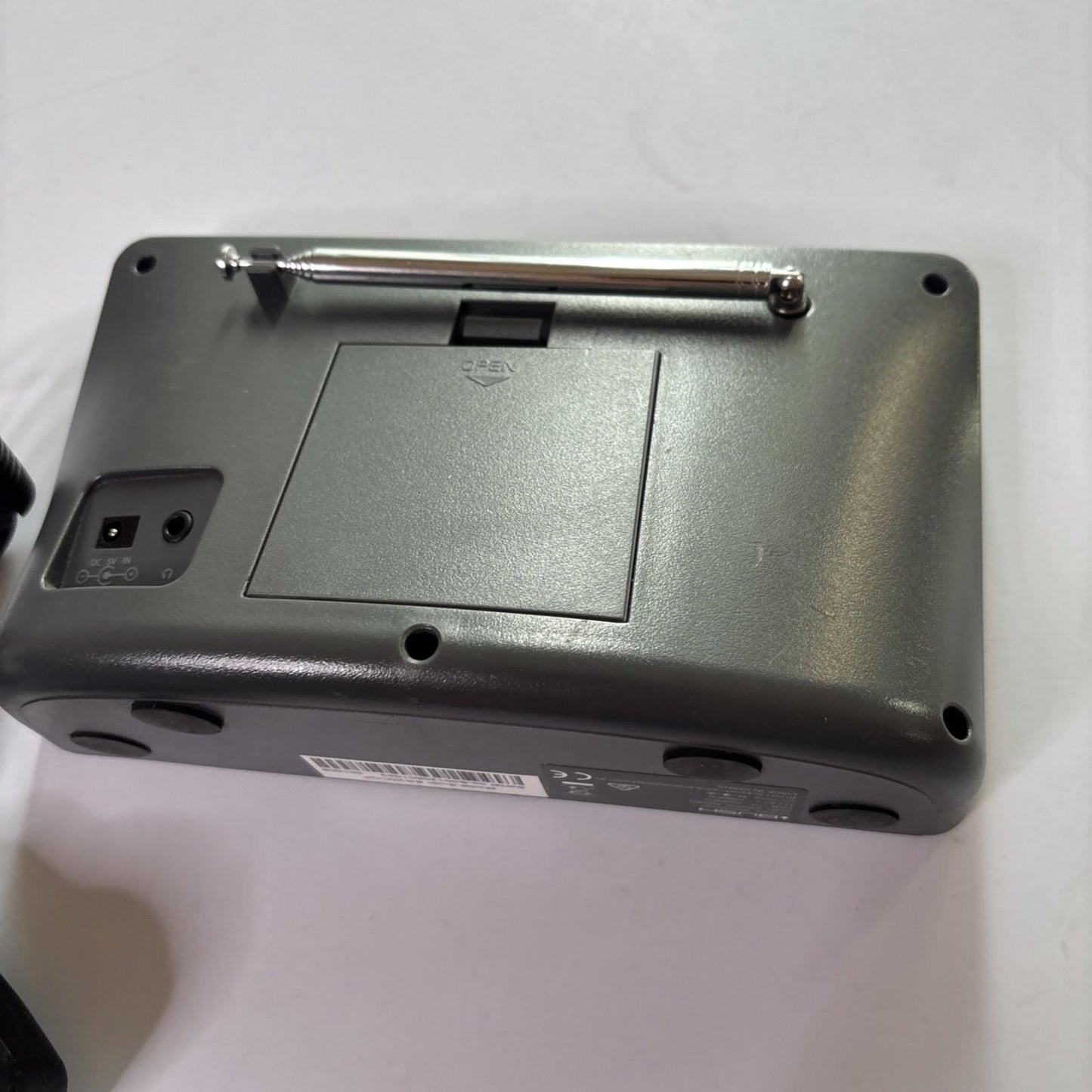 Bush DAB+ Portable Digital Radio FM With Power Supply BR25COP