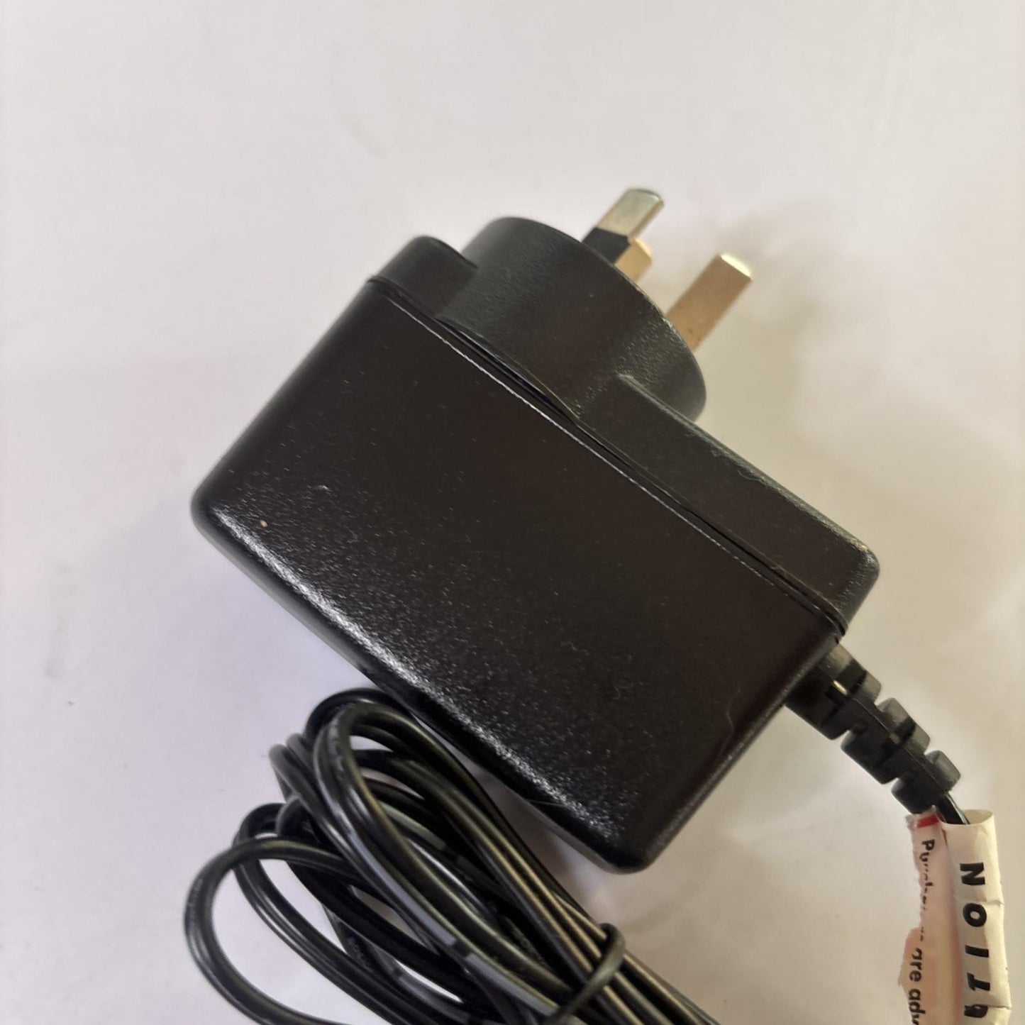 Genuine D-Link CF1505-D AC Adapter 5V 2.5A Power Supply
