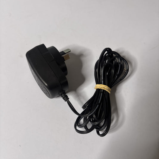 Switching Power Supply S004LS0600030 AC Adapter 6V 300mA