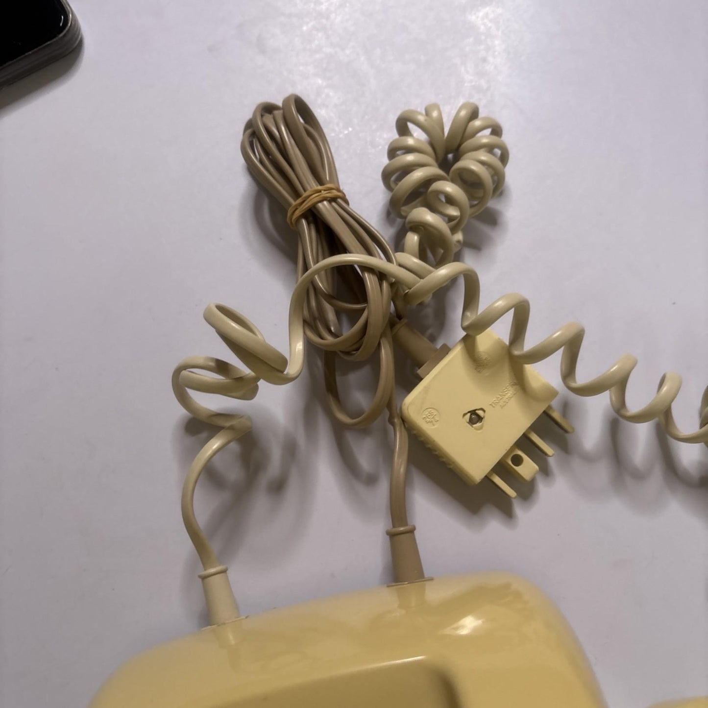 Telecom AWA Rotary Landline Telephone No 2821/83